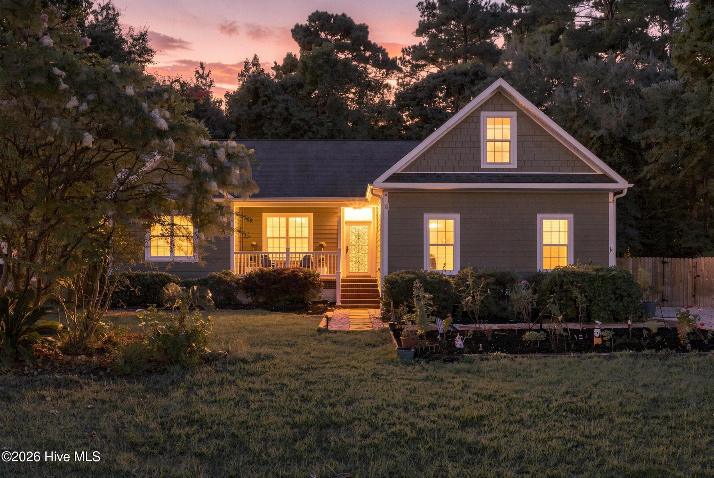 Single Family Residence at 306 Kemper Road, Hampstead, NC 28443, photo 6 of 67