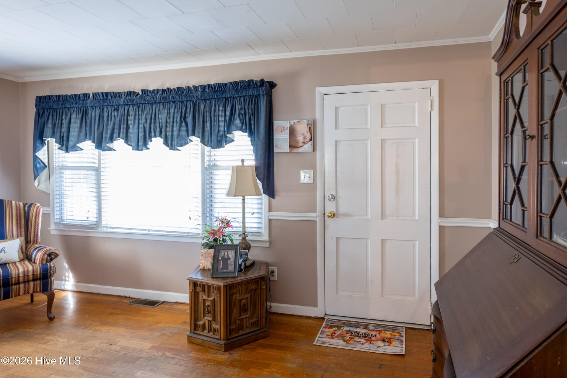Single Family Residence at 502 Raleigh Road, Clinton, NC 28328, photo 4 of 35