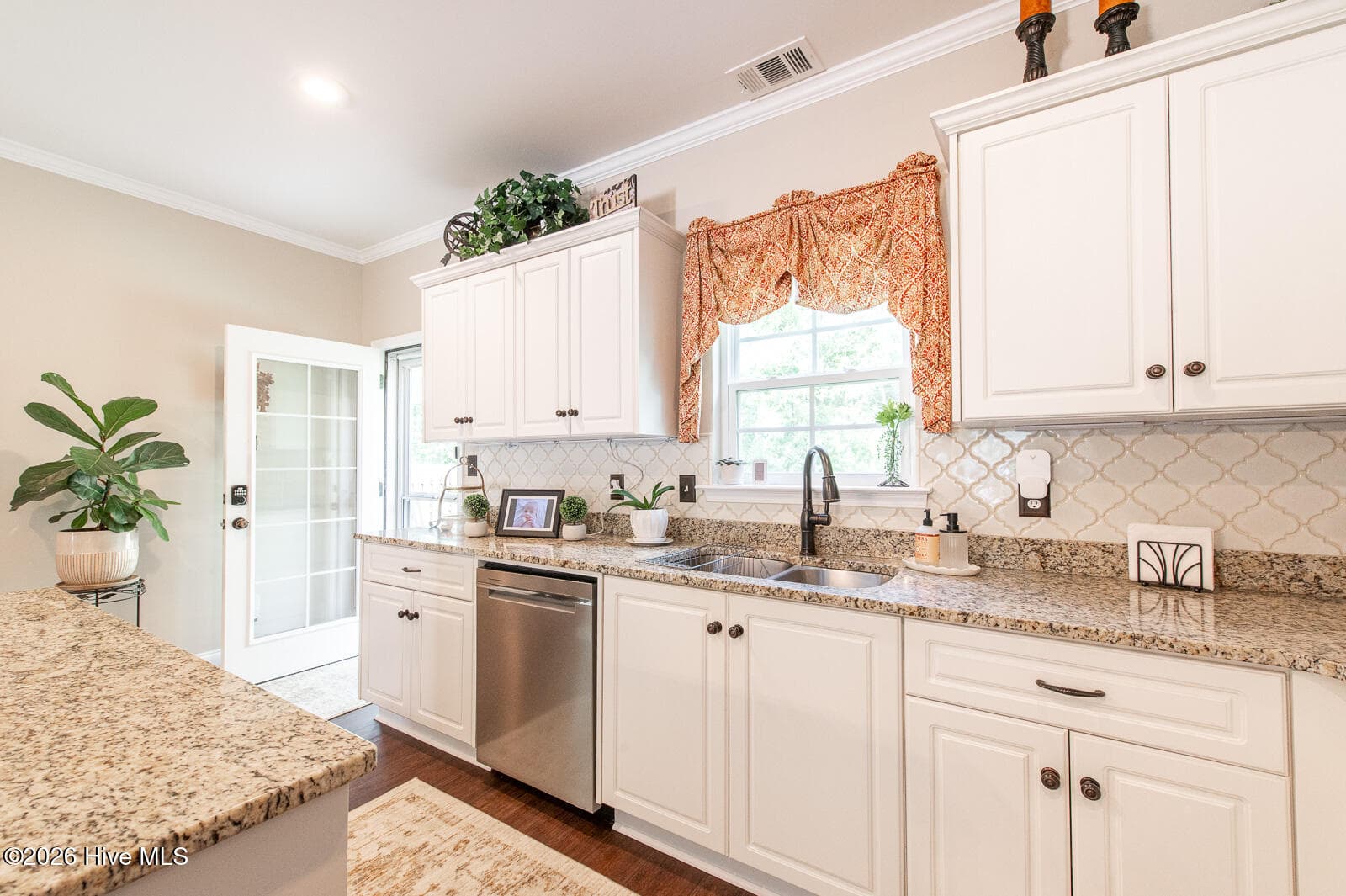 Single Family Residence at 2609 Sherborne Court, Augusta, GA 30909, photo 10 of 34