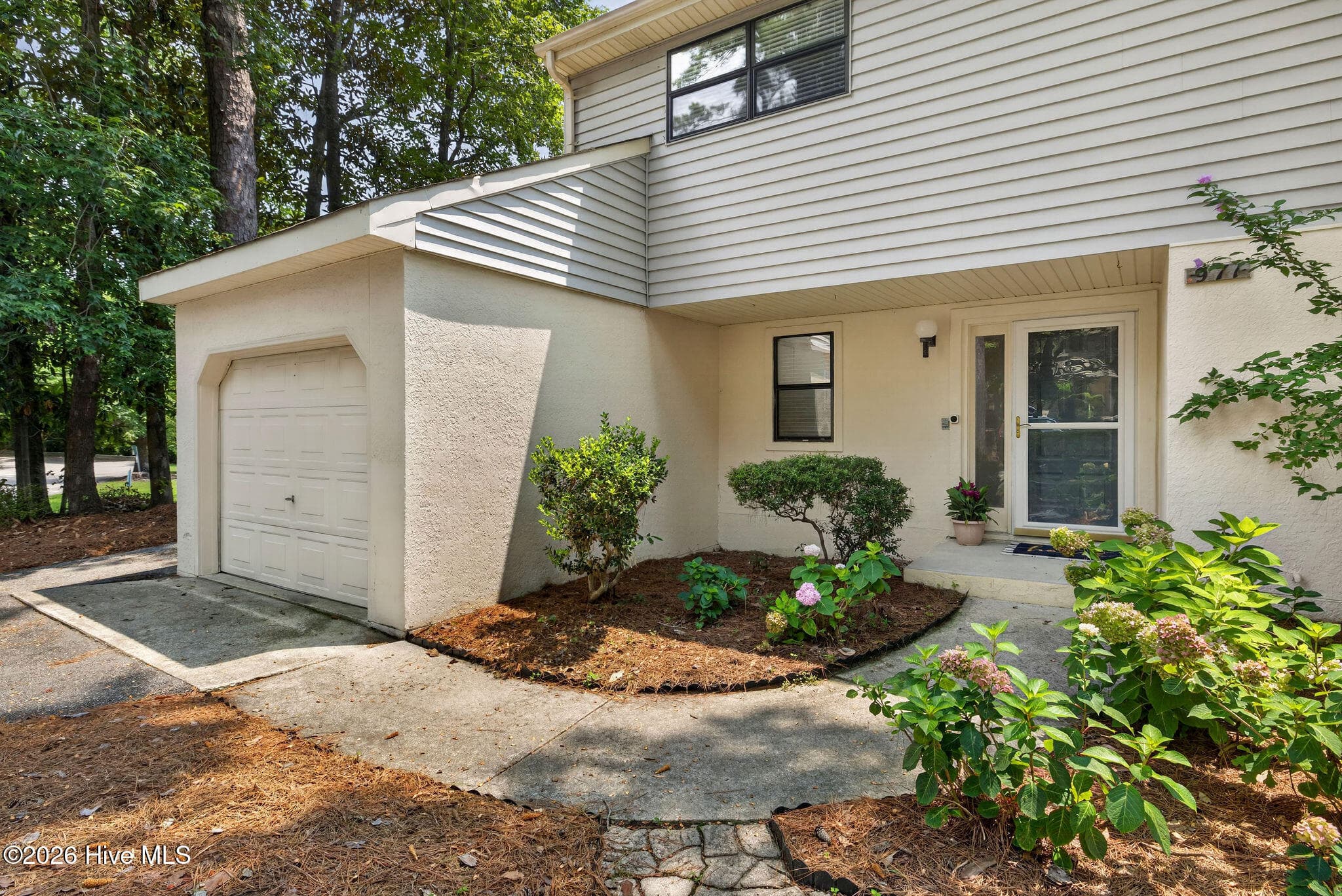 Condominium at 971 Birch Creek Drive, Wilmington, NC 28403, photo 2 of 5
