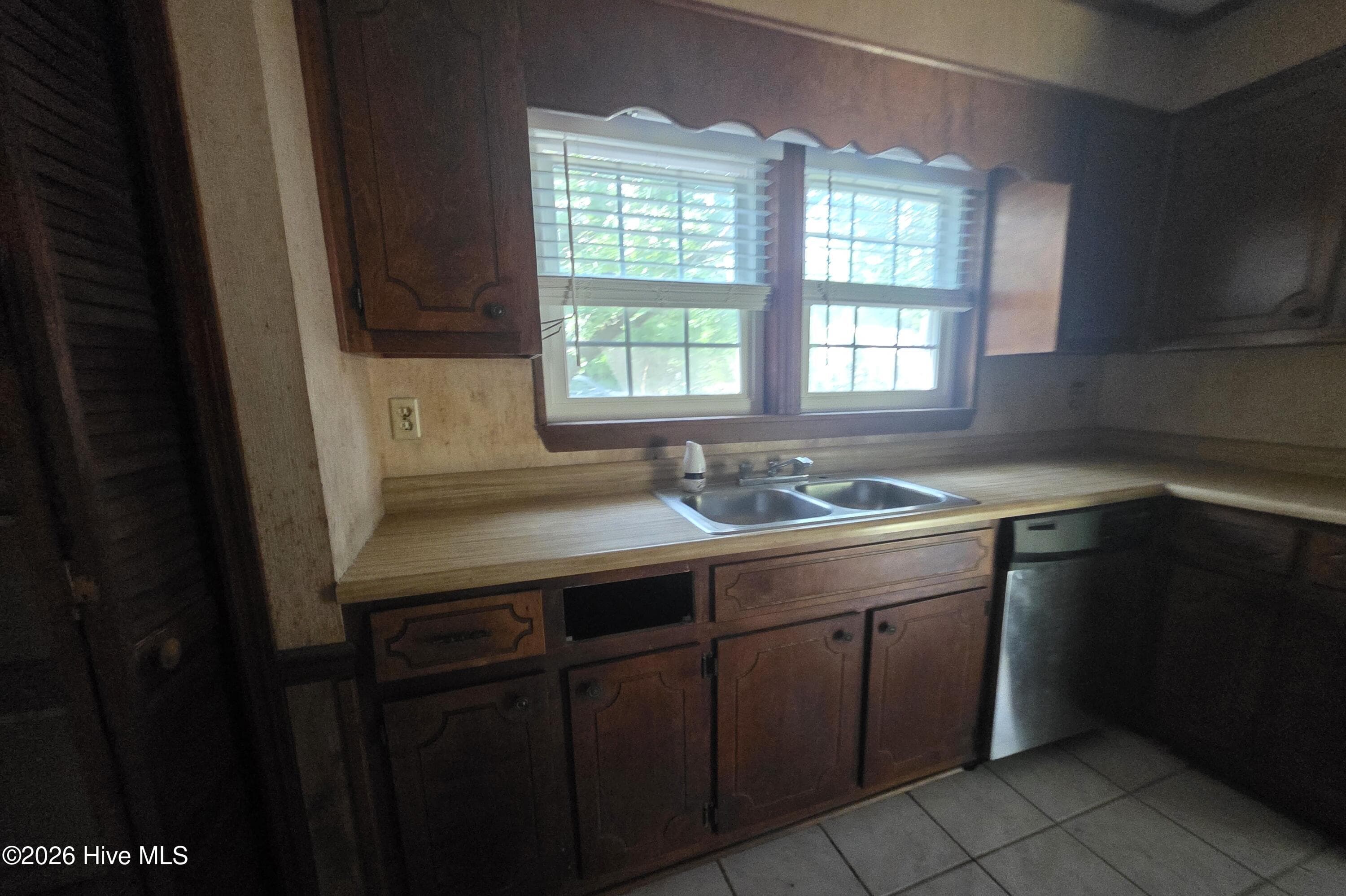 Single Family Residence at 401 E Howard Street, Wrens, GA 30833, photo 6 of 18