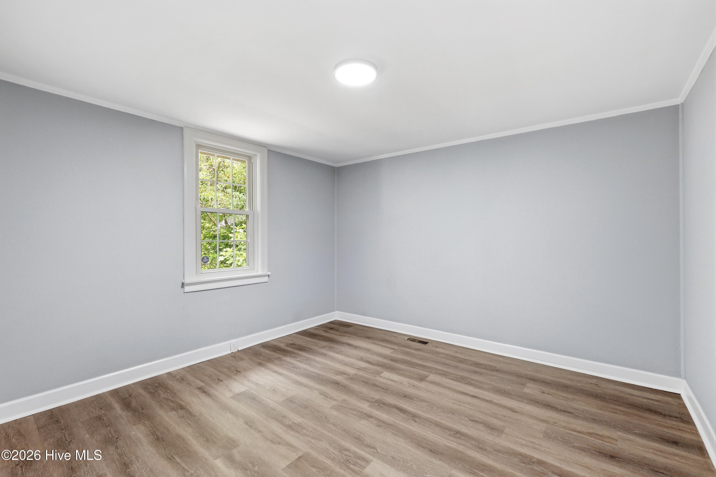 Single Family Residence at 210 Rutledge Drive, Wilmington, NC 28412, photo 2 of 3