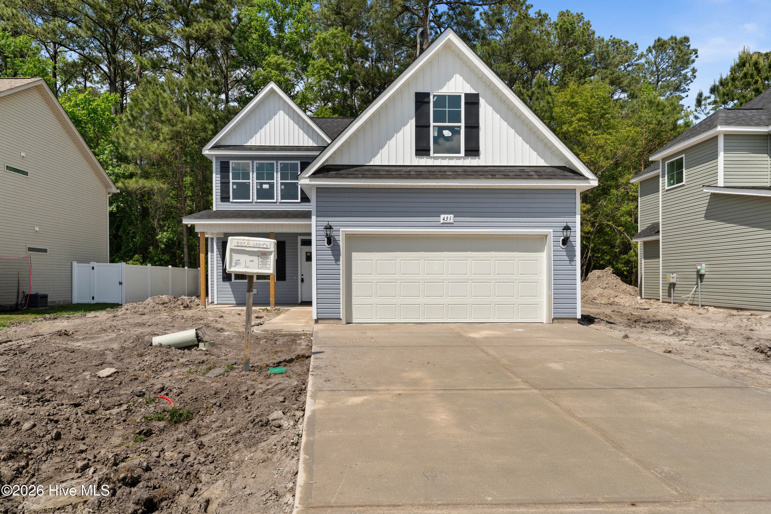Single Family Residence at 431 Peregrine Ridge Drive, New Bern, NC 28560, photo 4 of 90