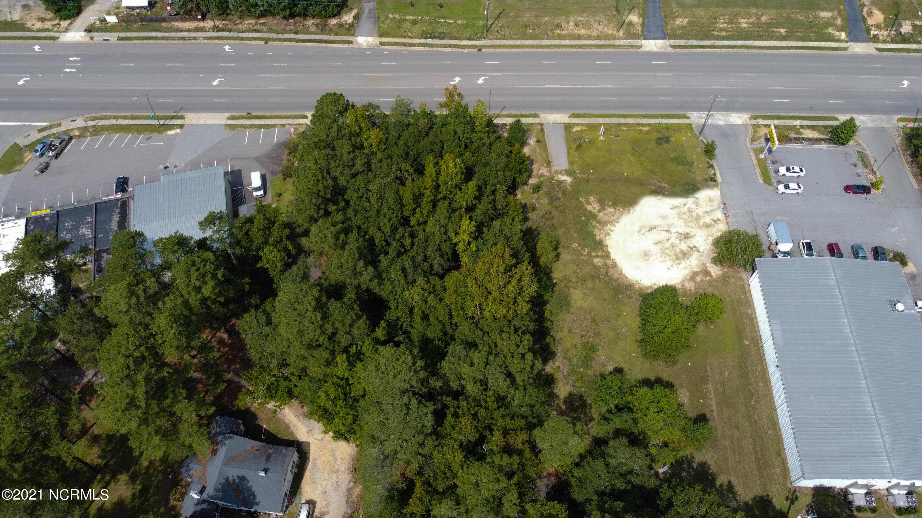 Commercial Sale at 2026 Fayetteville Road, Rockingham, NC 28379, photo 6 of 12