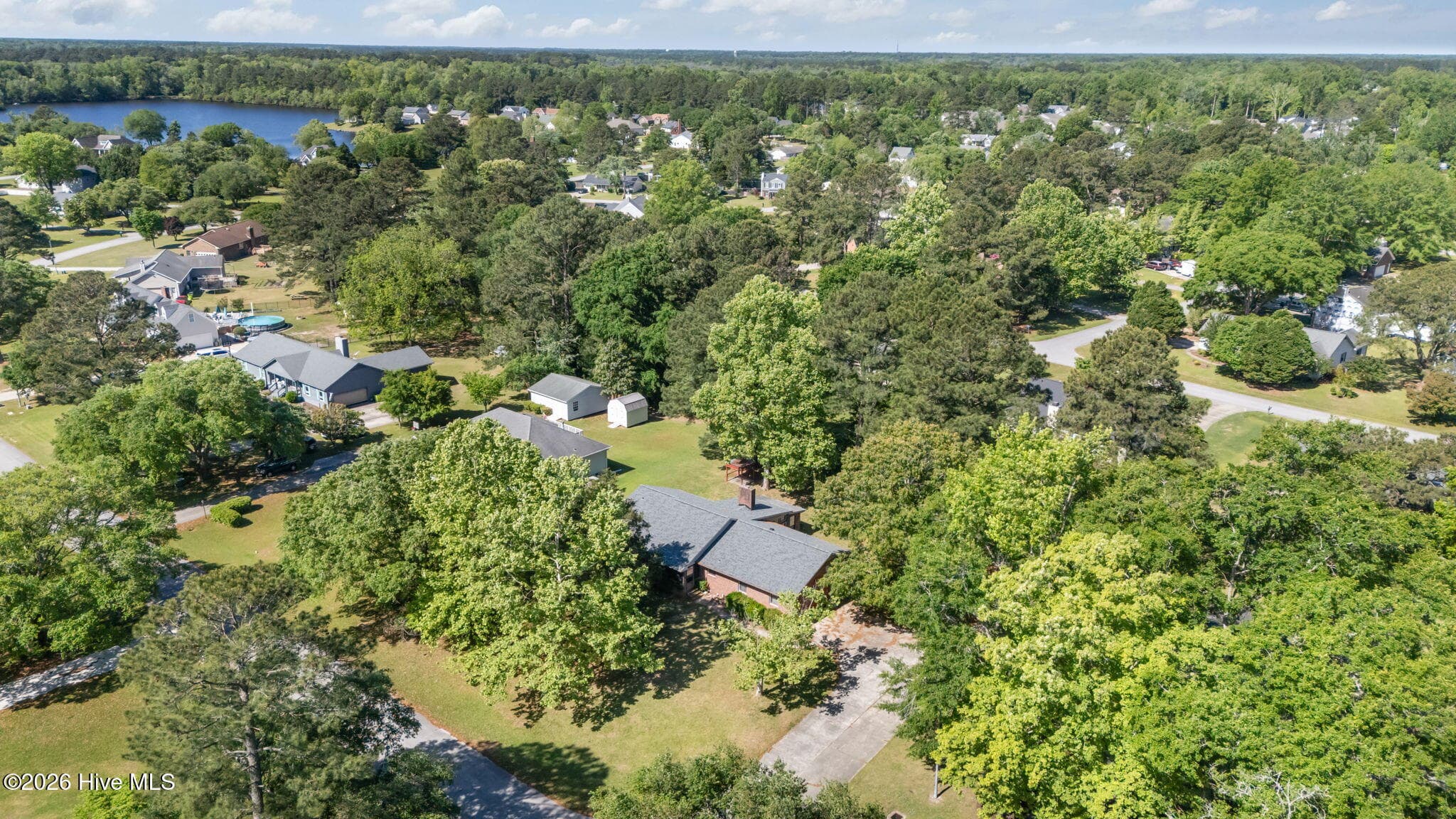 Single Family Residence at 4802 Meadow Court Drive, New Bern, NC 28562, photo 11 of 52