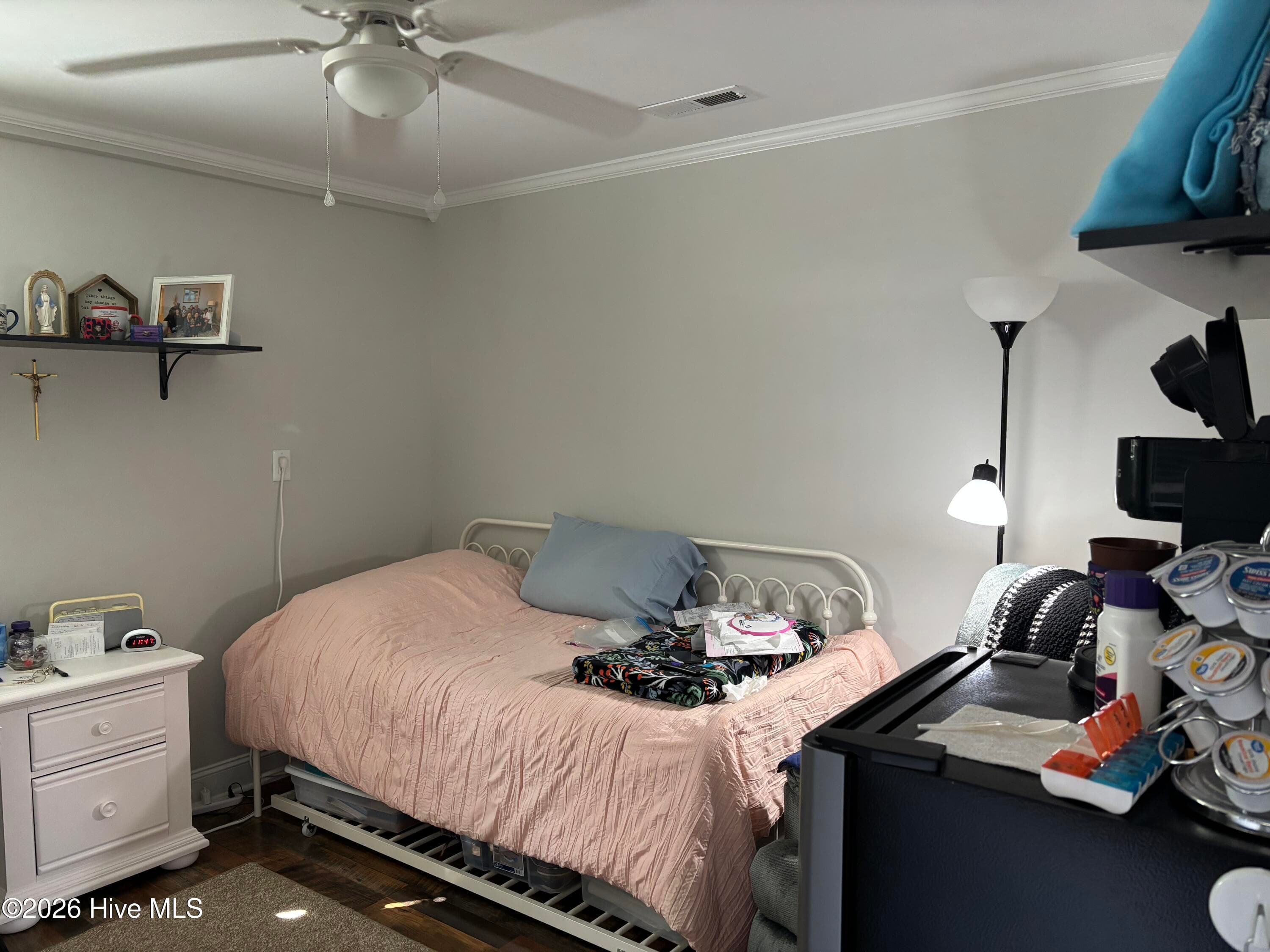 Efficiency room - 593 La Wane Lane, Trenton, NC 28585