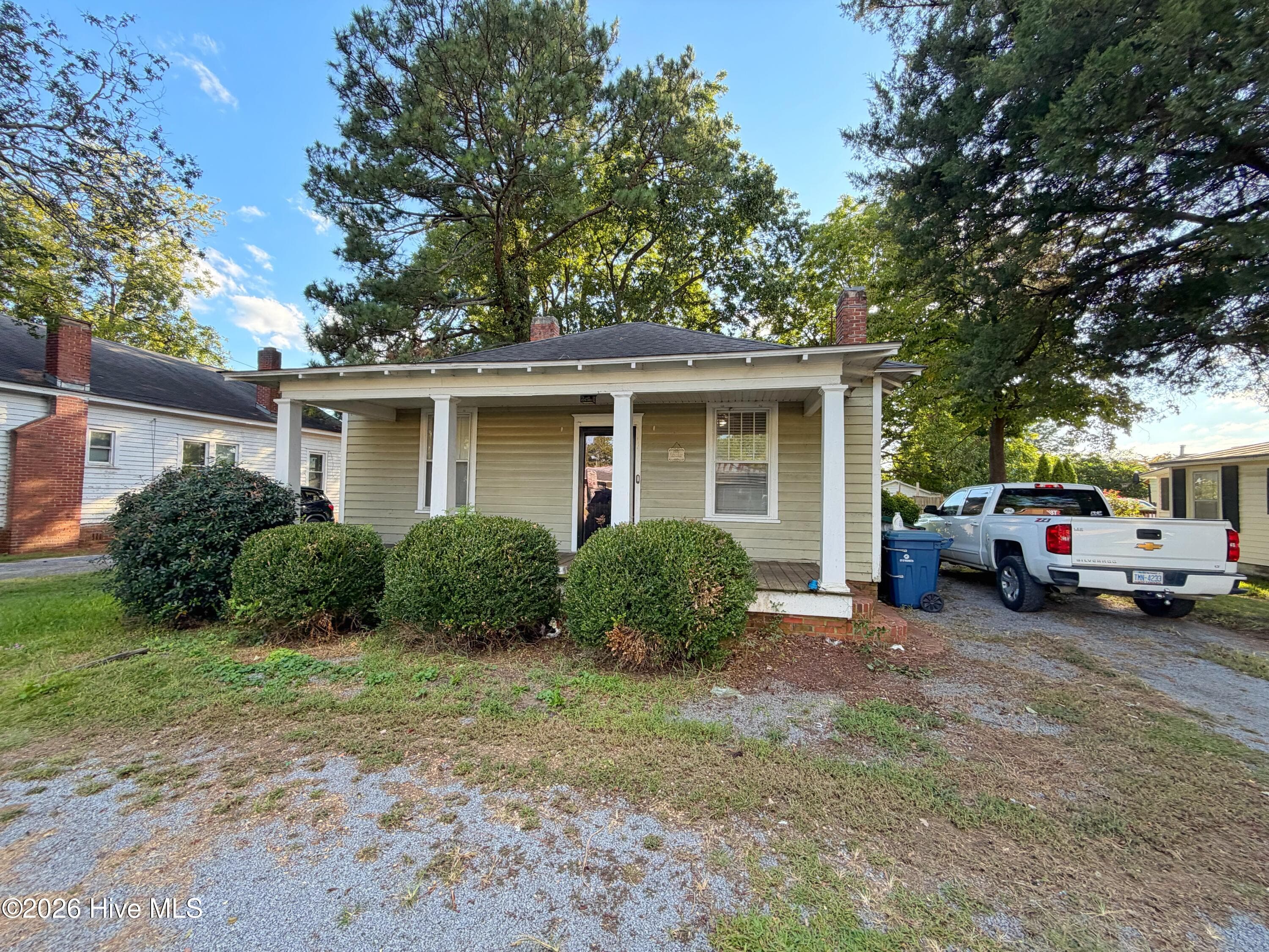 Single Family Residence at 1103 W 5th Street, Washington, NC 27889, photo 3 of 19
