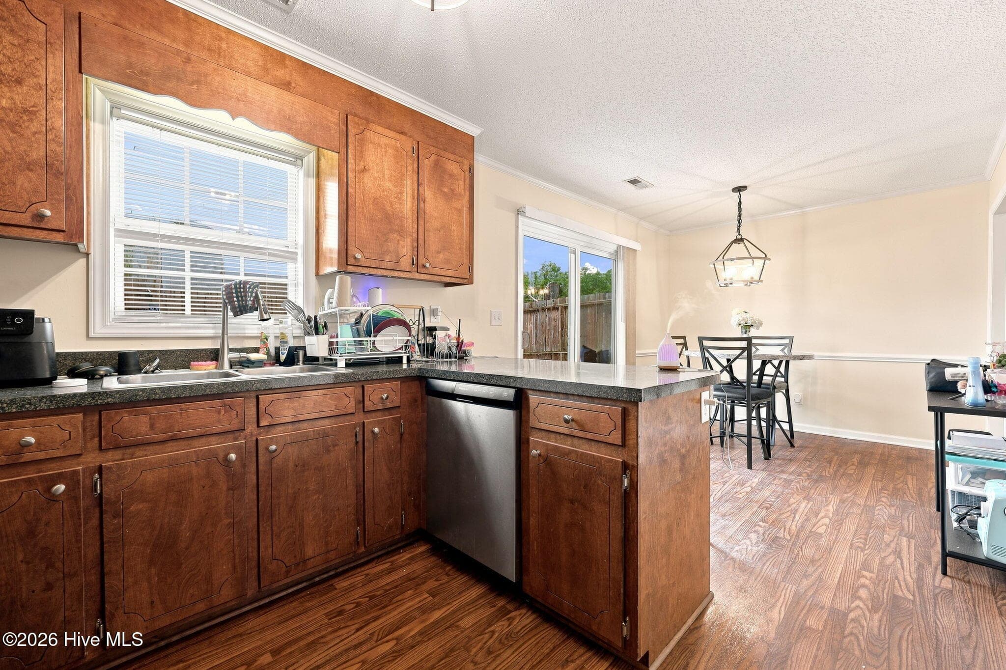 1216 Cross Creek Circle X6, Greenville, NC 27834