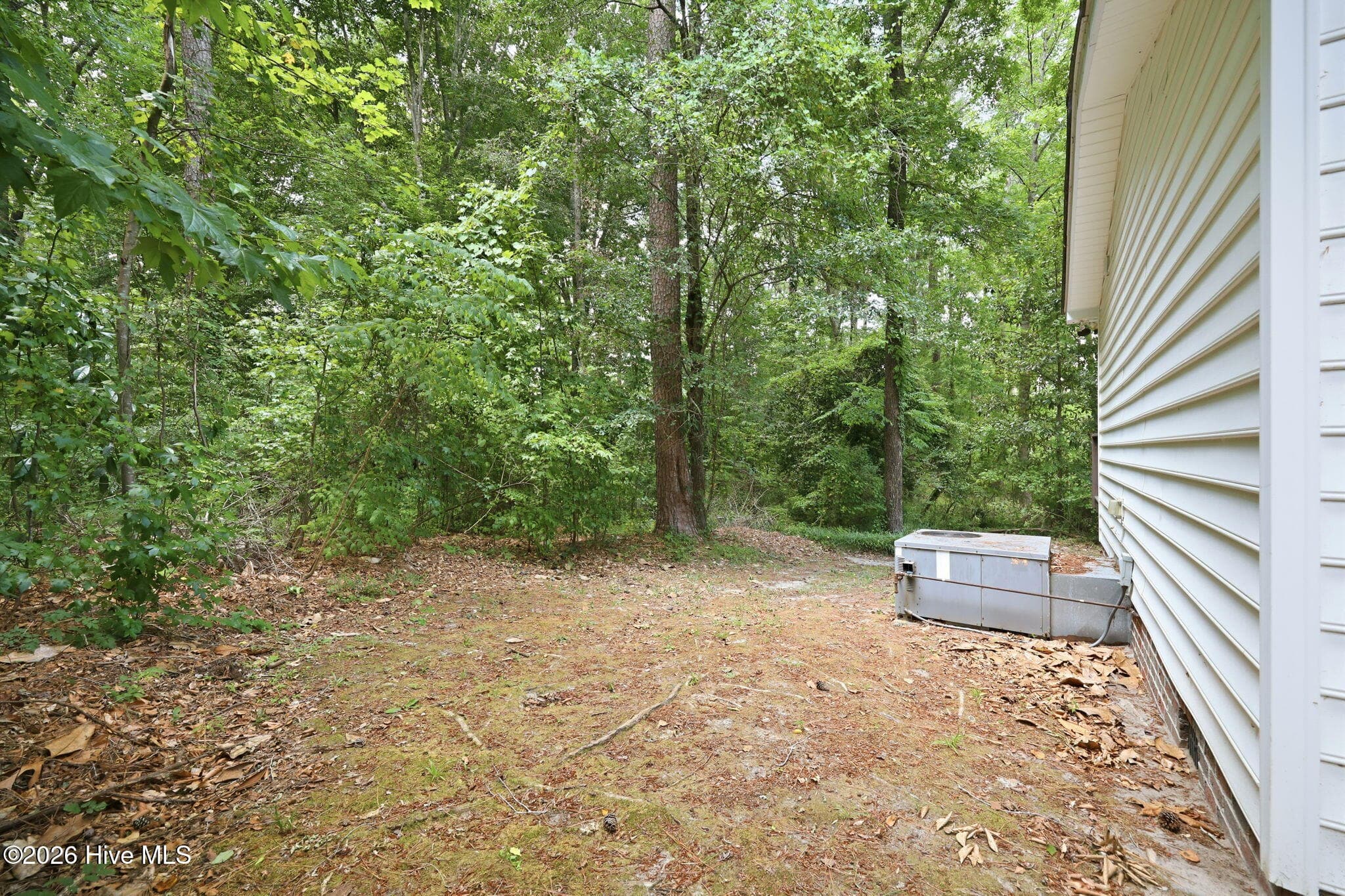 Single Family Residence at 1608 Canterbury Road, Greenville, NC 27858, photo 22 of 57