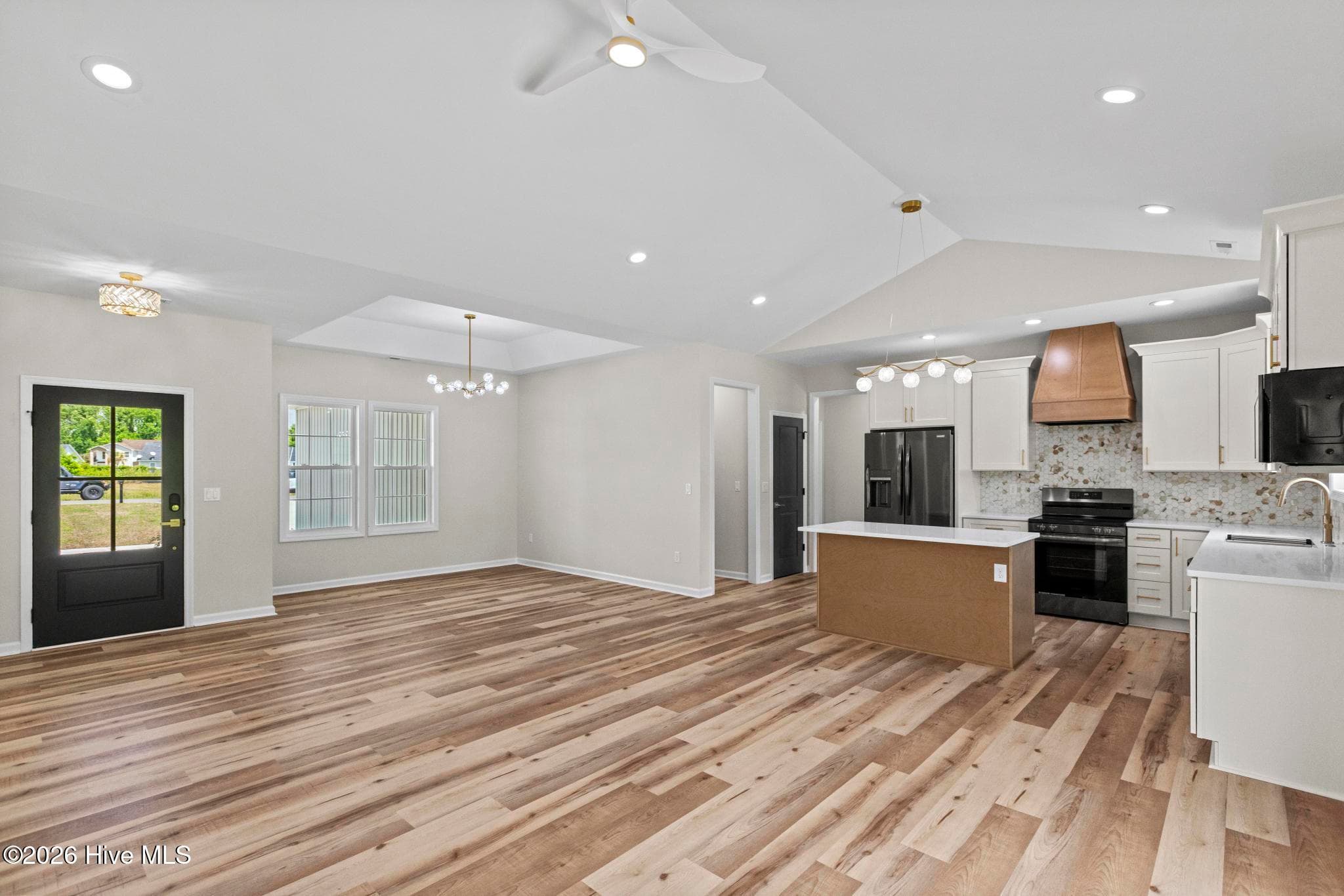 Single Family Residence at 402 Wade Drive, Richlands, NC 28574, photo 13 of 74