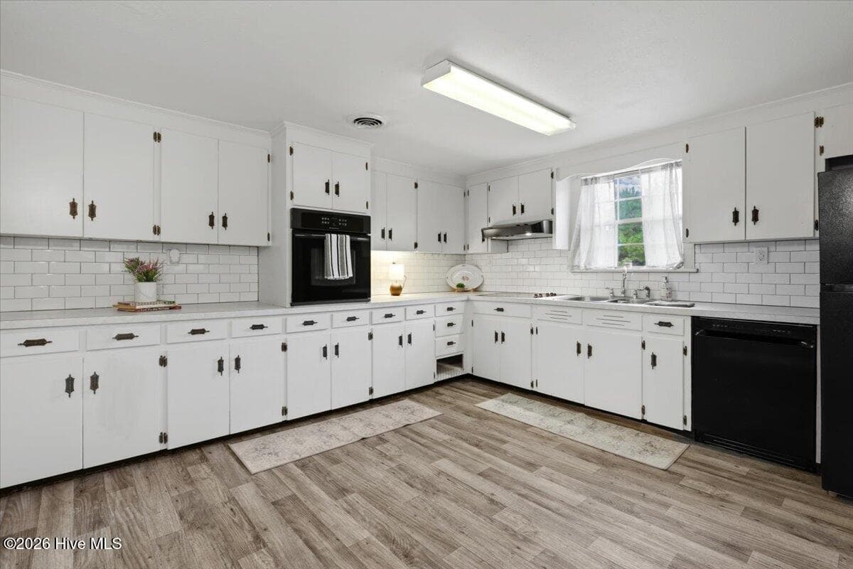 Single Family Residence at 489 Hwy 58 S, Kinston, NC 28504, photo 113 of 156