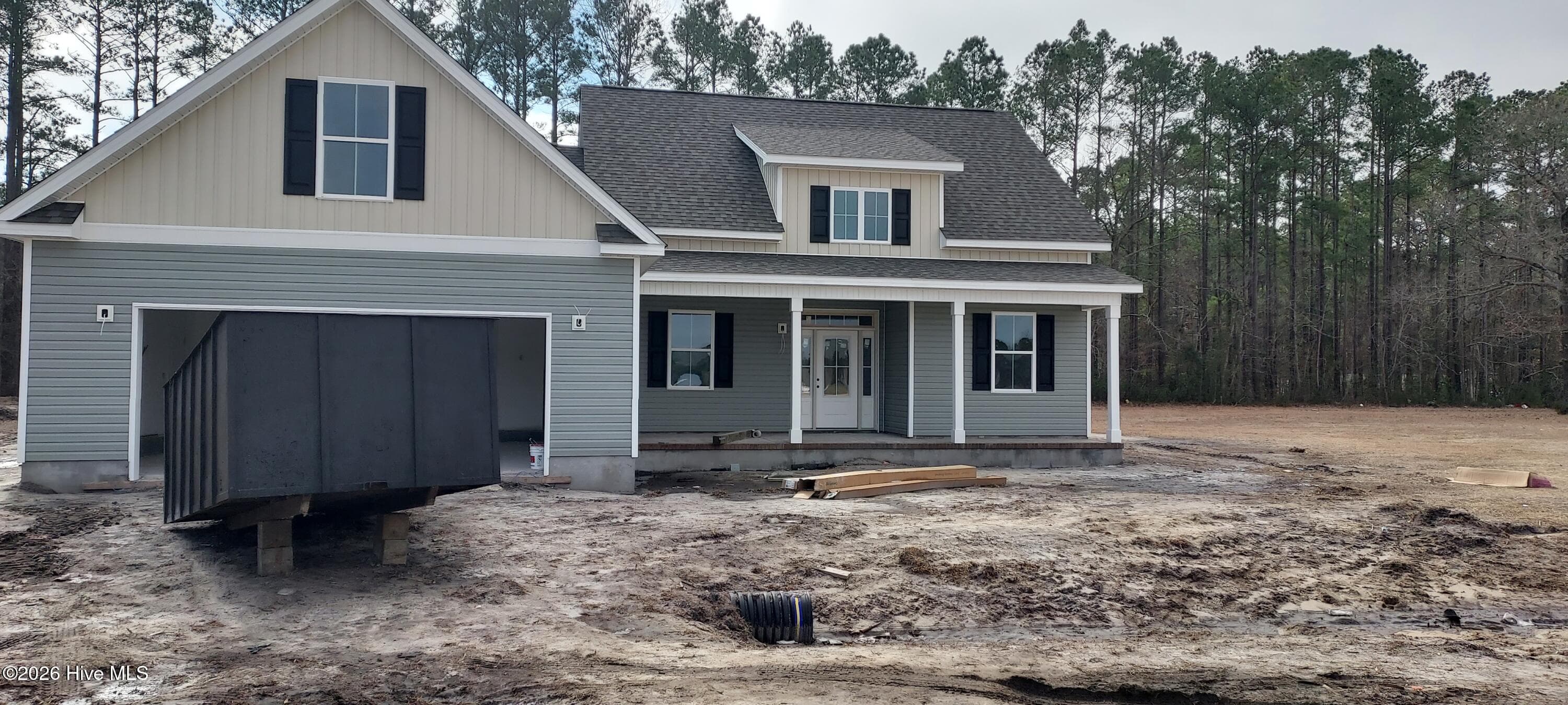 Single Family Residence at 110 Rolling Water Lane, Swansboro, NC 28584, photo 2 of 27