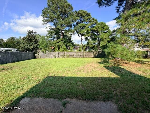 Single Family Residence at 2218 Bridle Trail, Midway Park, NC 28544, photo 2 of 60