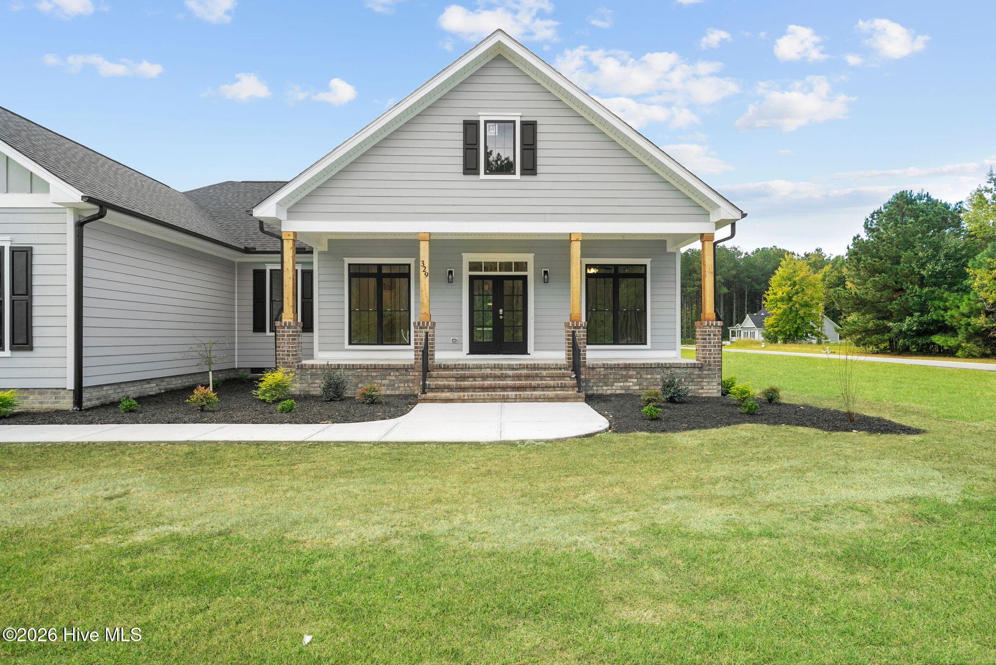 Single Family Residence at 329 Riversound Drive, Edenton, NC 27932, photo 3 of 44
