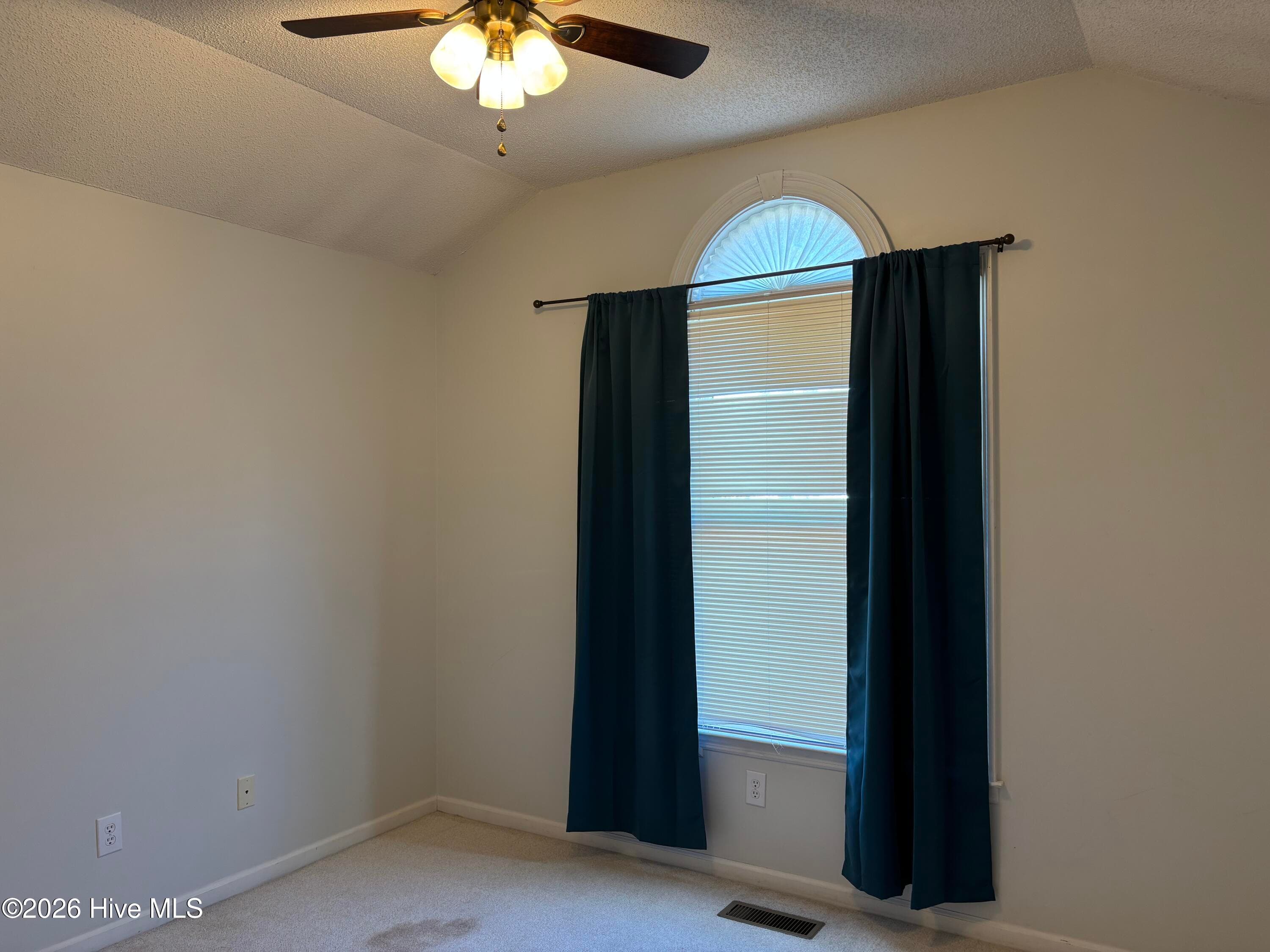 Single Family Residence at 614 Player Court, Jacksonville, NC 28540, photo 17 of 21