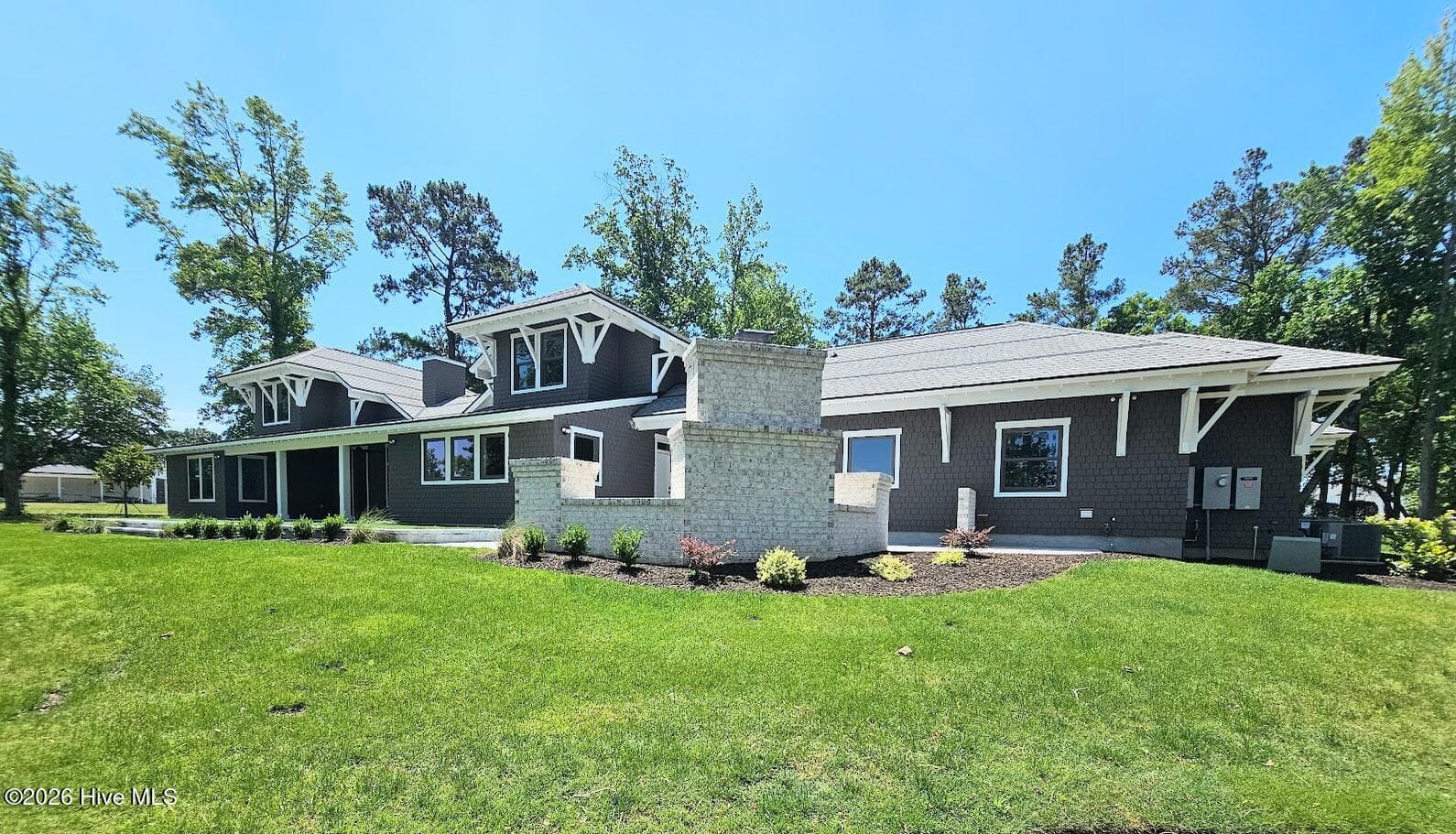 Single Family Residence at 38 Reston Bluff, Hampstead, NC 28443, photo 11 of 104