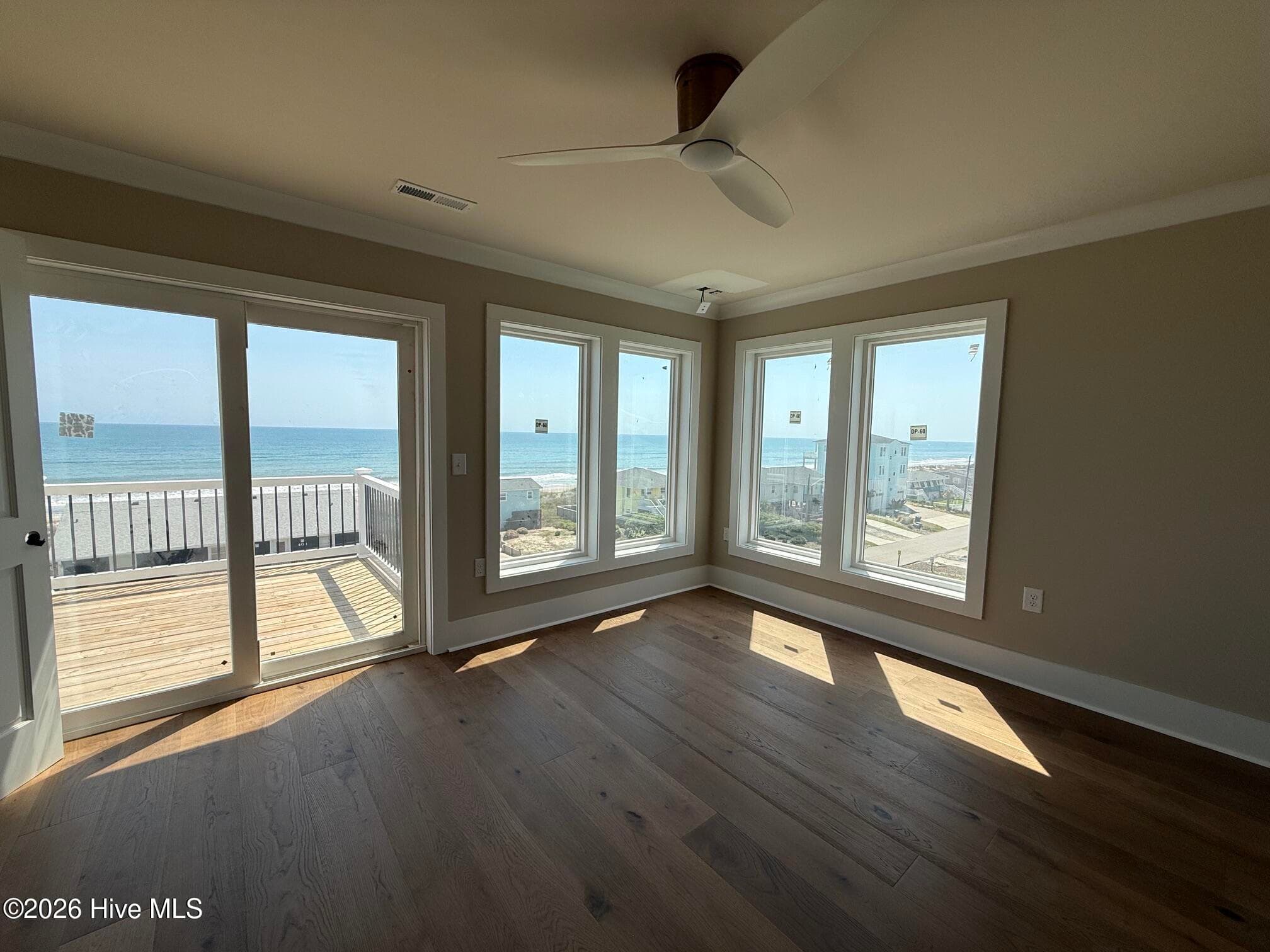 Second Fourth Floor Primary With En-Suite Full Bath - 404 Ocean Drive ., Emerald Isle, NC 28594