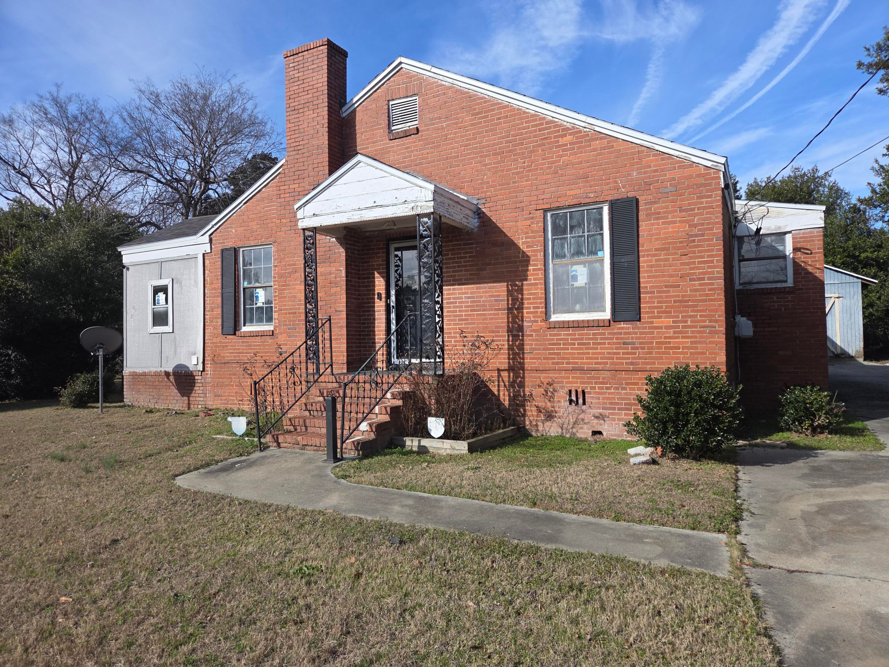 Single Family Residence at 717 Tucker Avenue, Waynesboro, GA 30830, photo 2 of 17