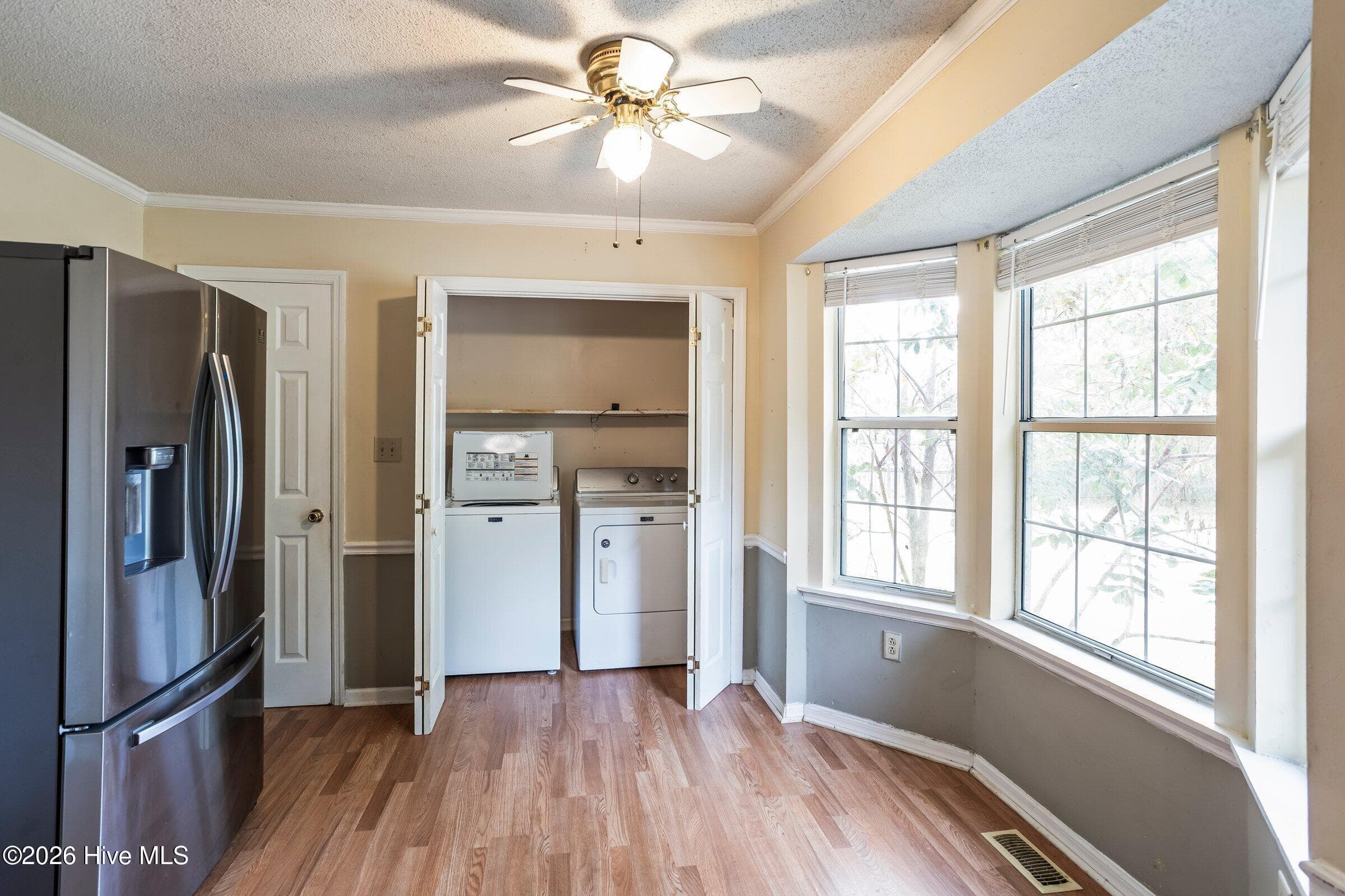 Eat-In Kitchen w/Bay Window - 1951 Stagecoach Road NE, Thomson, GA 30824