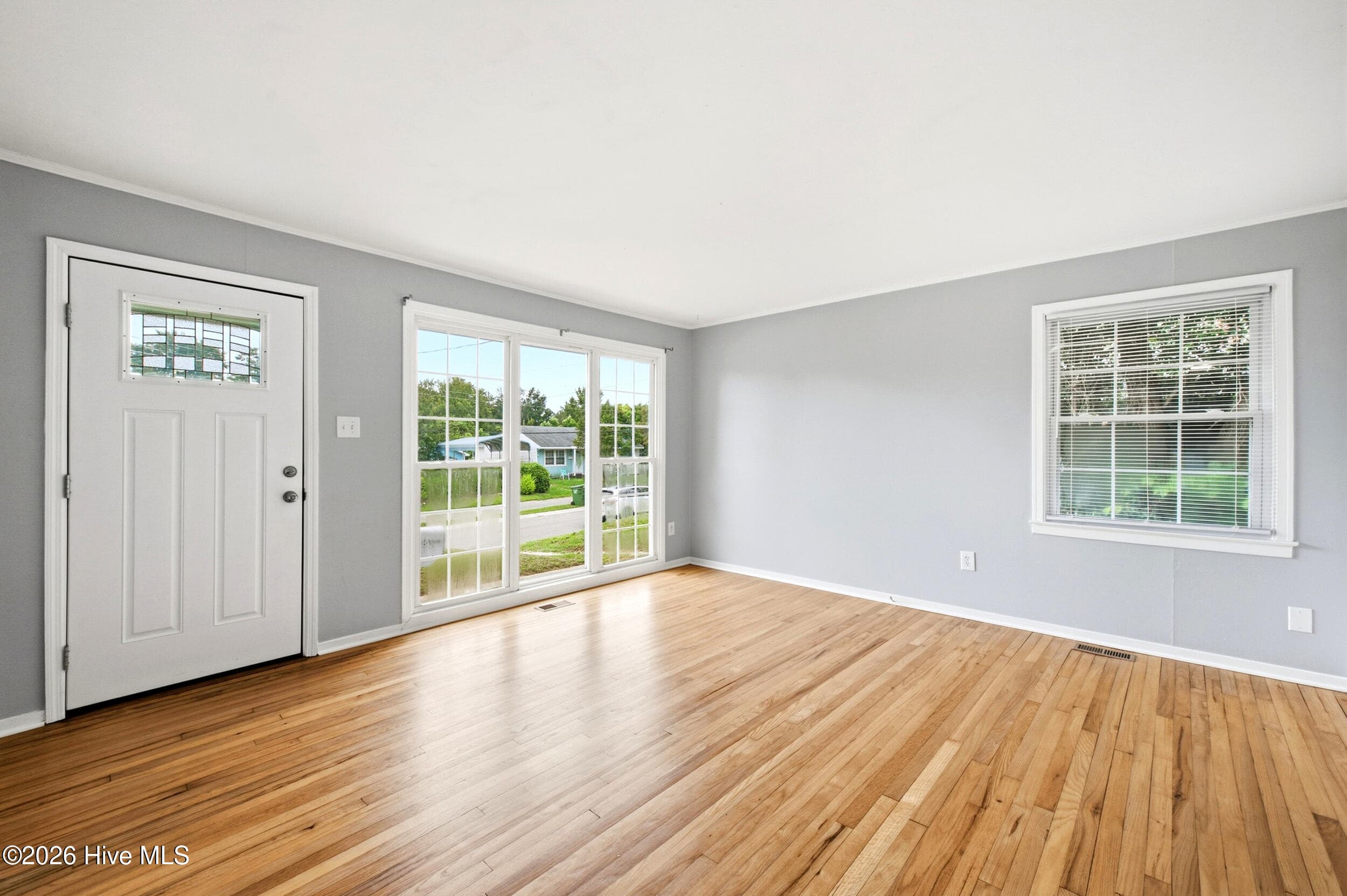 Single Family Residence at 606 Rosemont Avenue, Wilmington, NC 28403, photo 7 of 48