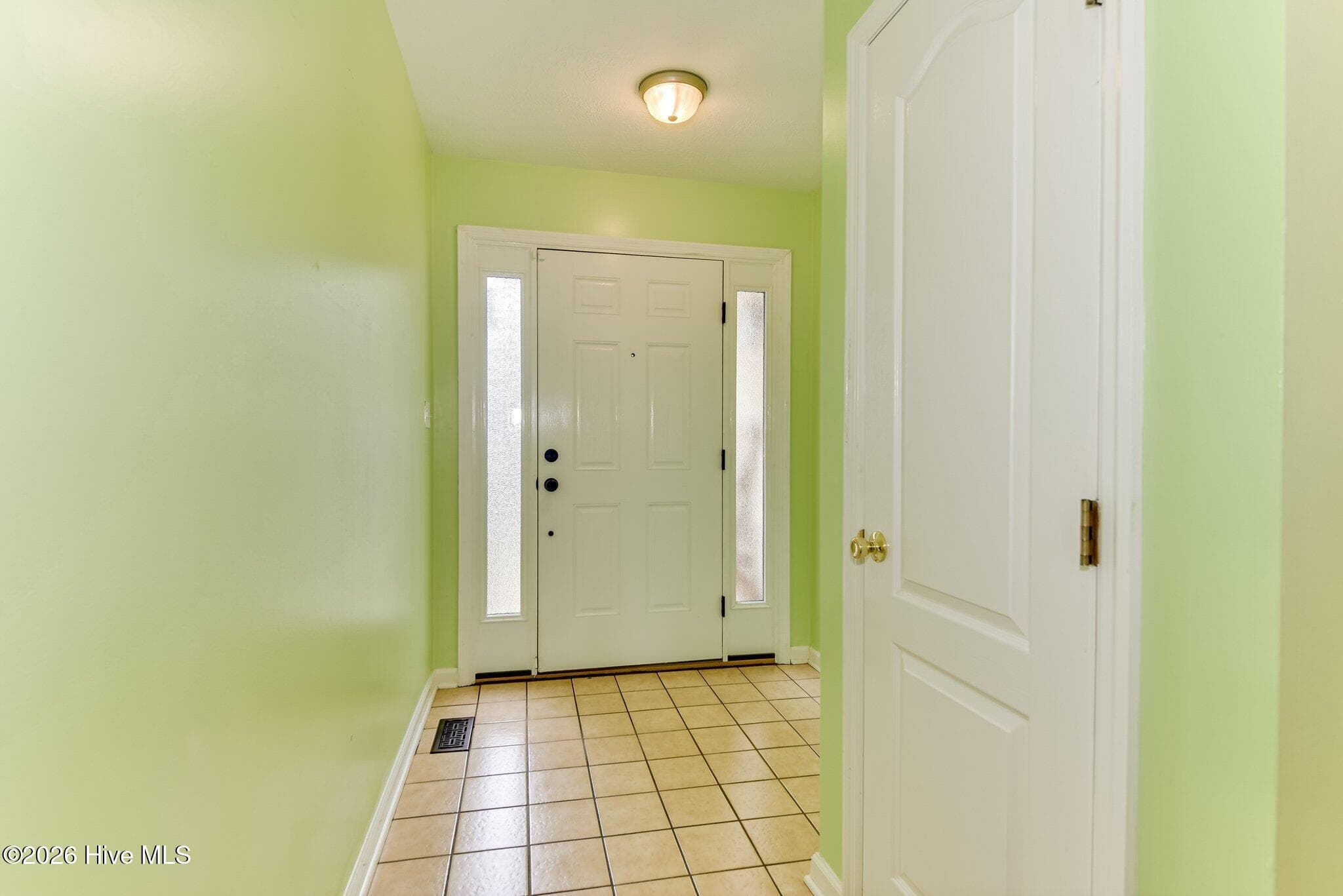 Single Family Residence at 4026 Dowling Drive, Martinez, GA 30907, photo 9 of 45