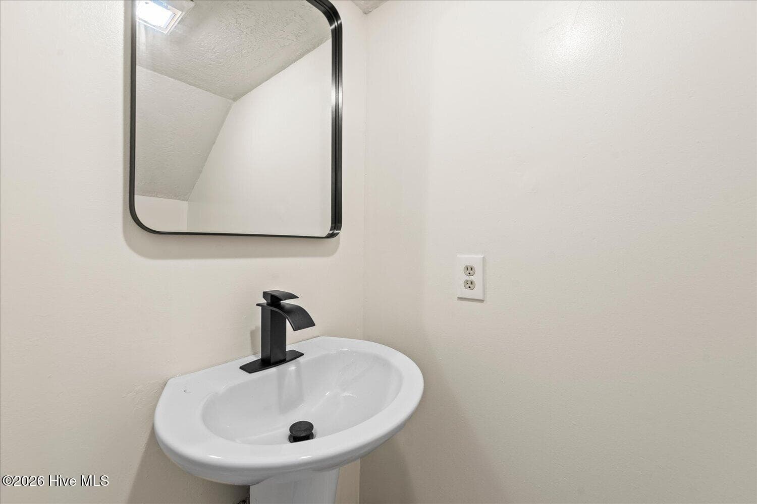 Half bath - 307 Telfair Street, Augusta, GA 30901