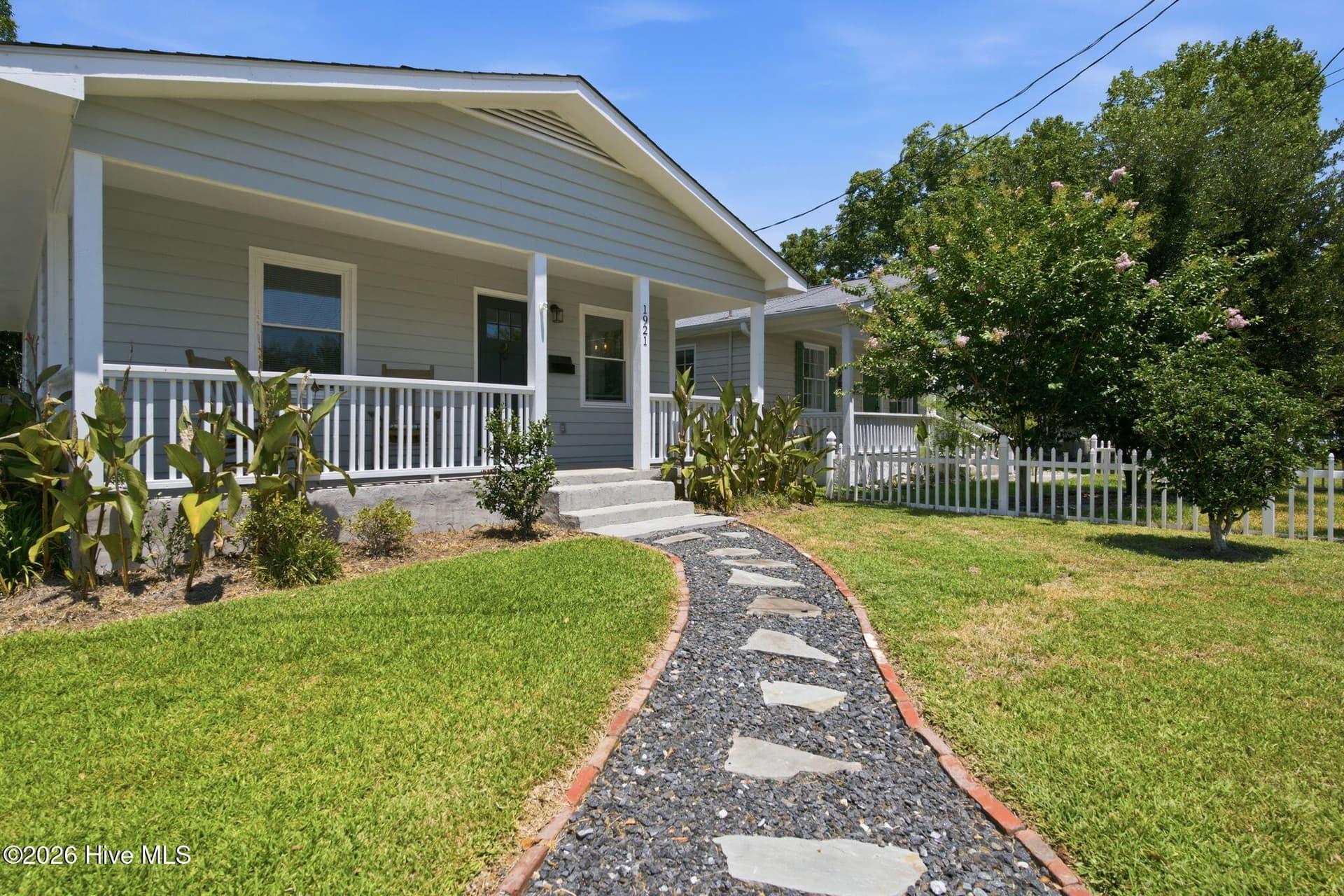 Single Family Residence at 1921 Hudson Drive, Wilmington, NC 28403, photo 2 of 40