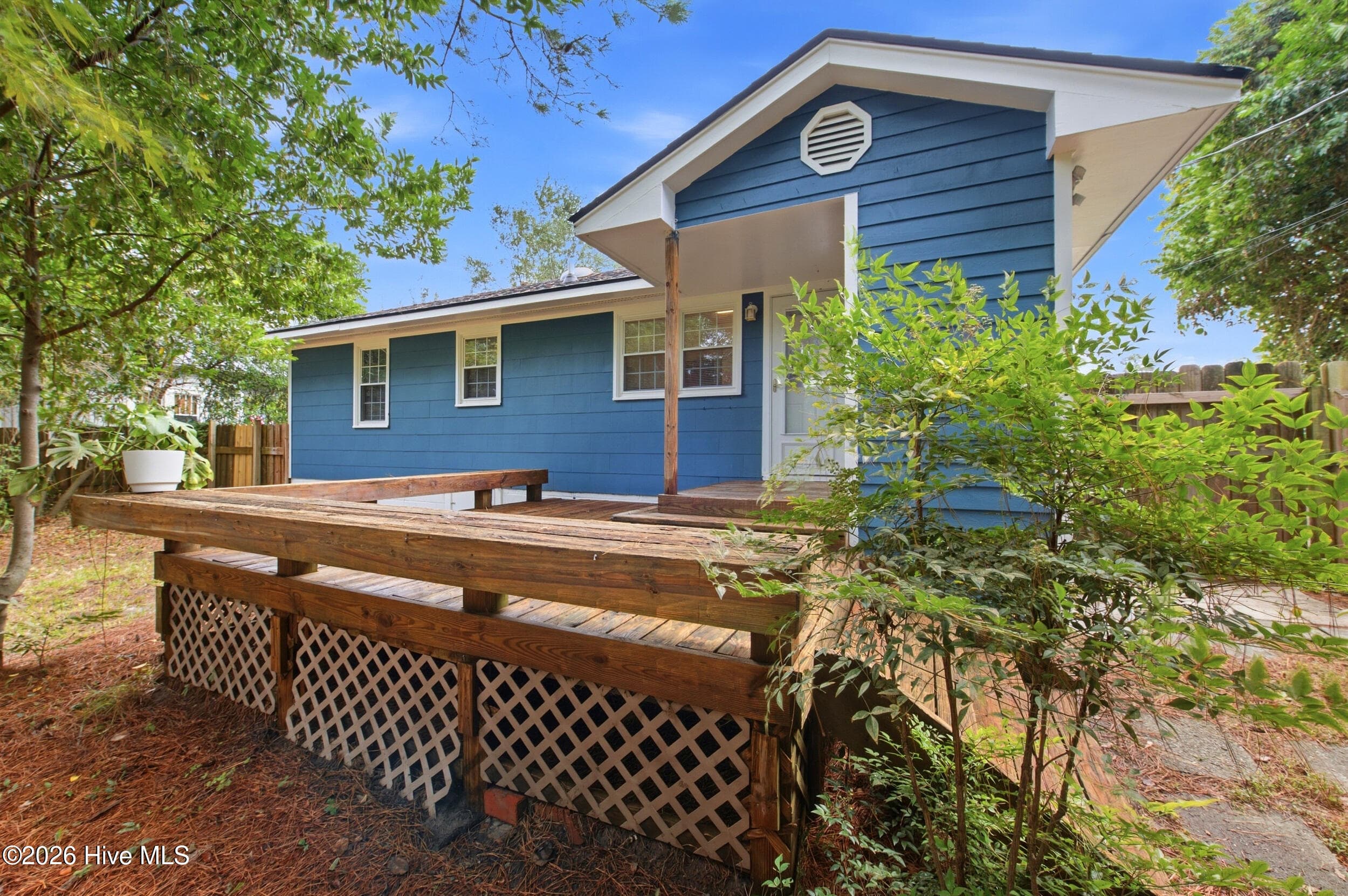 Single Family Residence at 606 Rosemont Avenue, Wilmington, NC 28403, photo 28 of 48