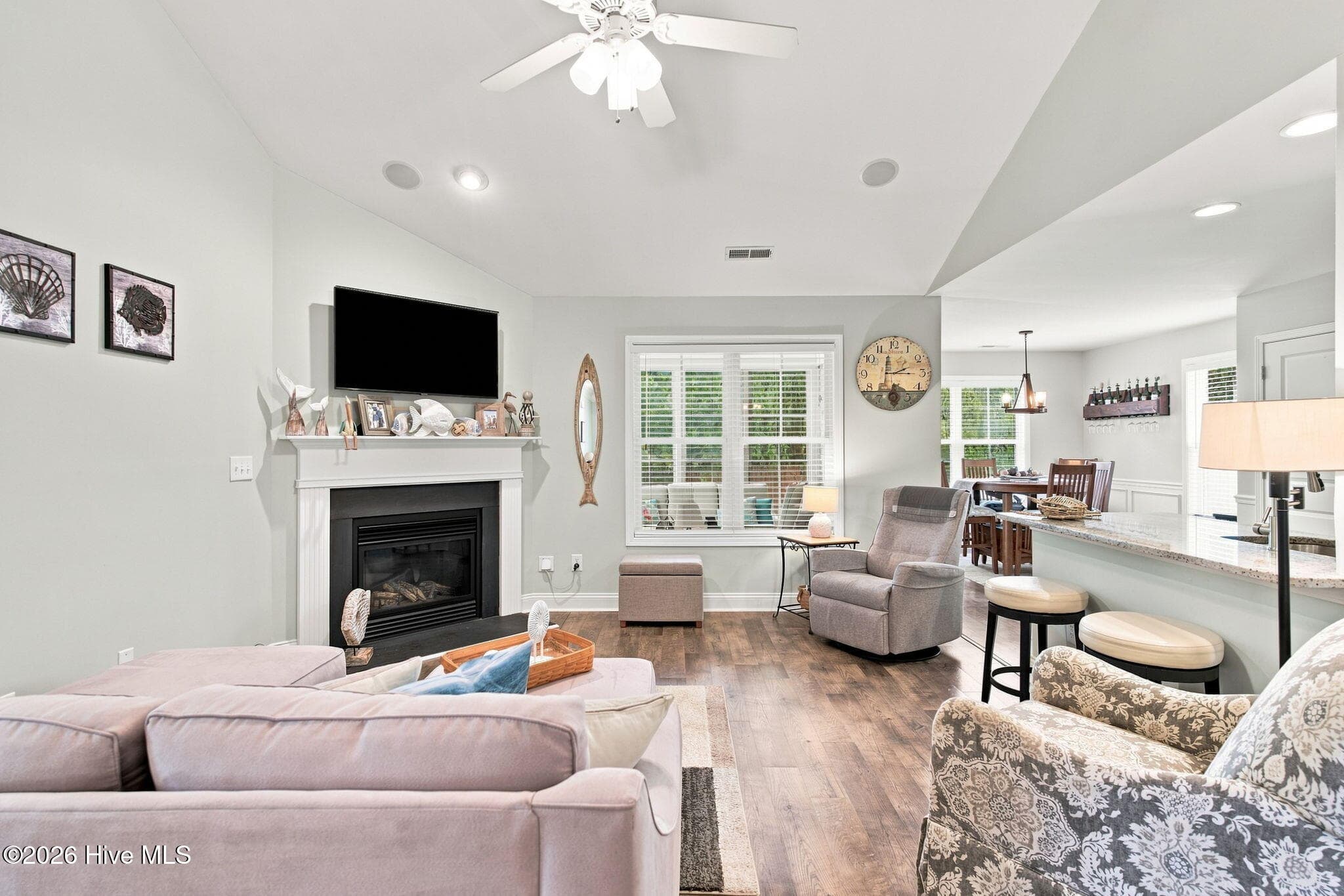 Single Family Residence at 1040 Lanterns Lane, Leland, NC 28451, photo 7 of 66