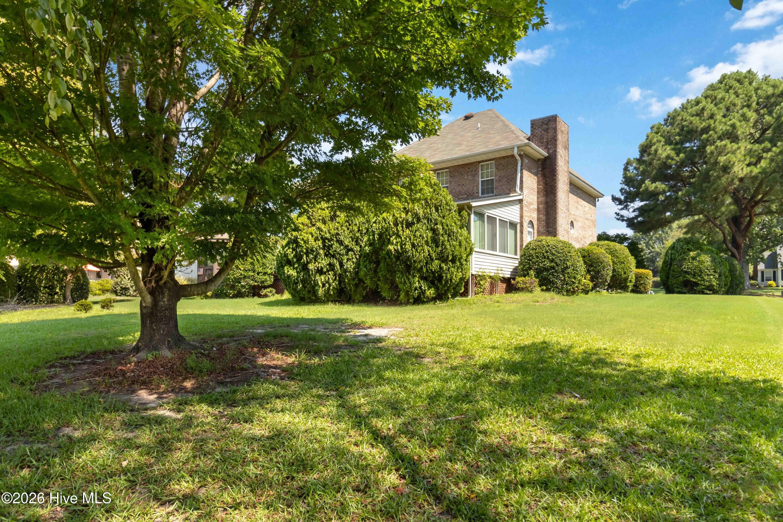 Single Family Residence at 4808 Wimbledon Court N, Wilson, NC 27896, photo 7 of 63