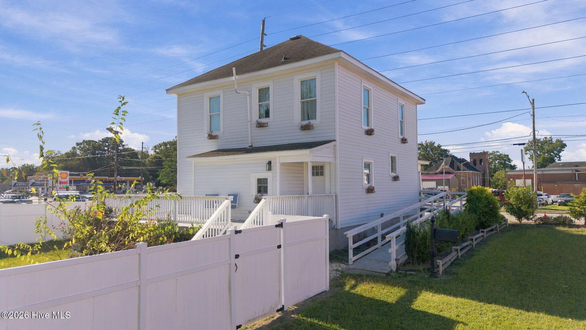 Business at 122 W 5th Street, Washington, NC 27889, photo 22 of 81