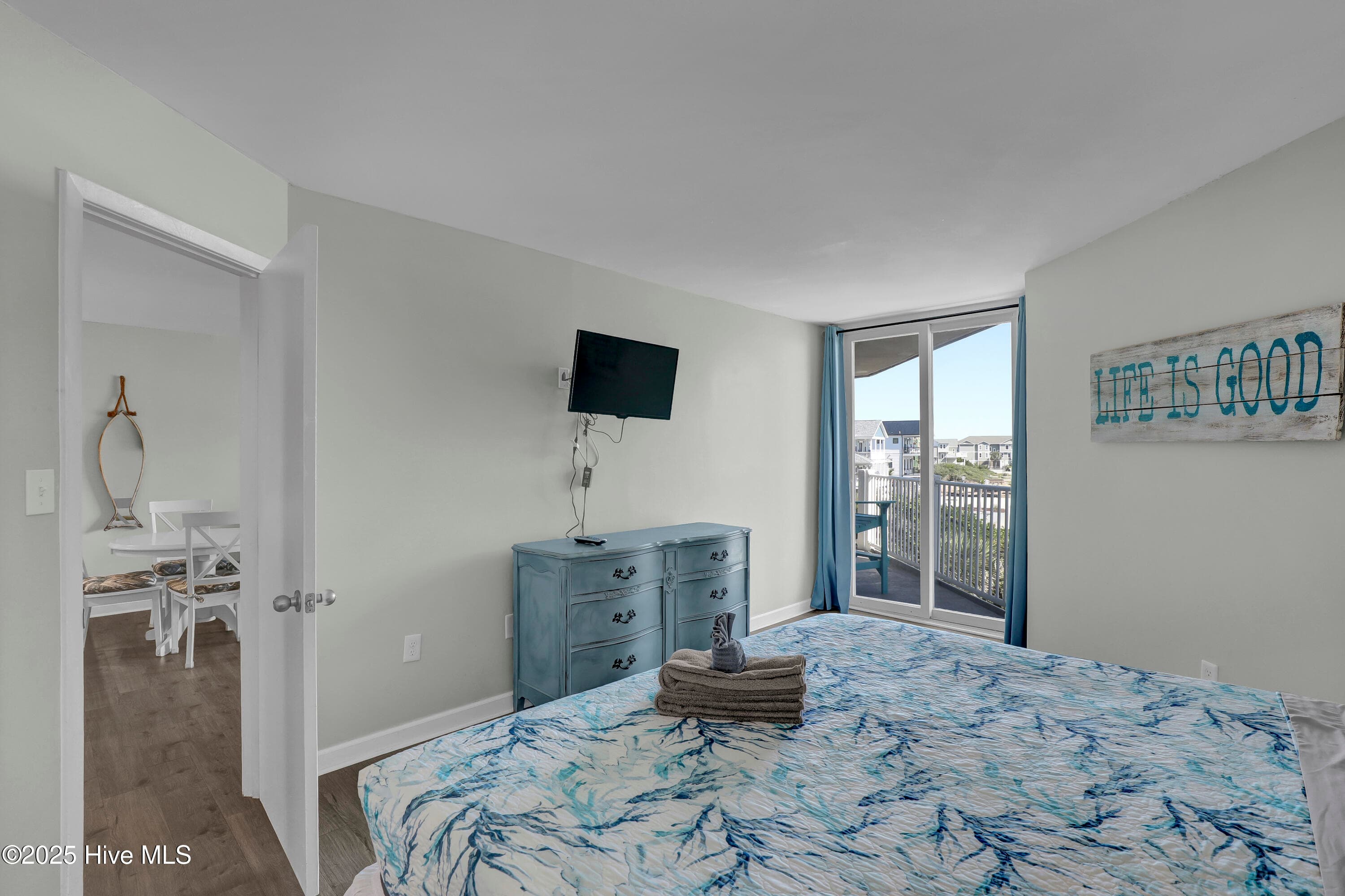 Condominium at 2000 New River Inlet Road 3112, North Topsail Beach, NC 28460, photo 22 of 26