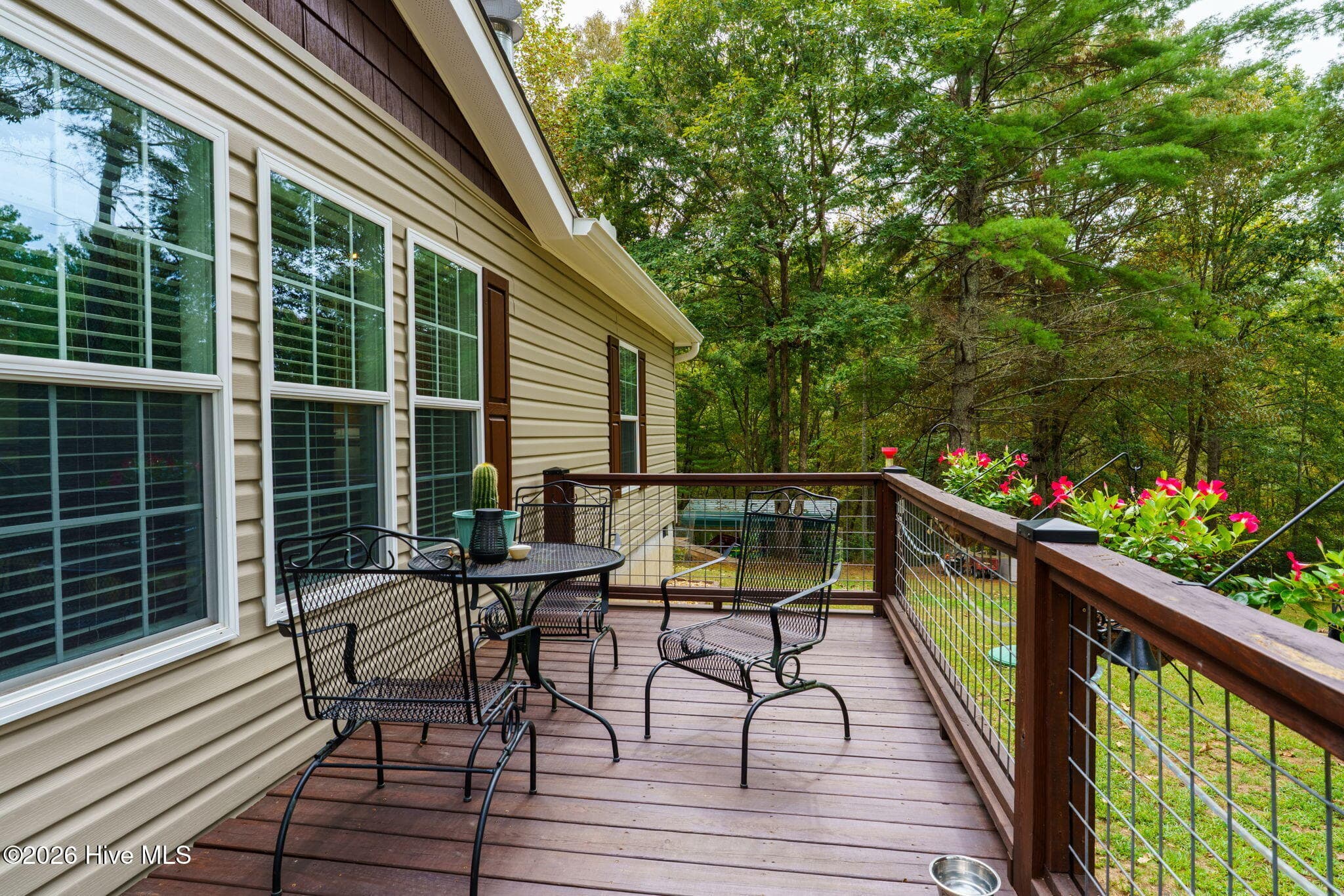 Manufactured Home at 280 Old Beech Road, Blairsville, GA 30512, photo 4 of 23