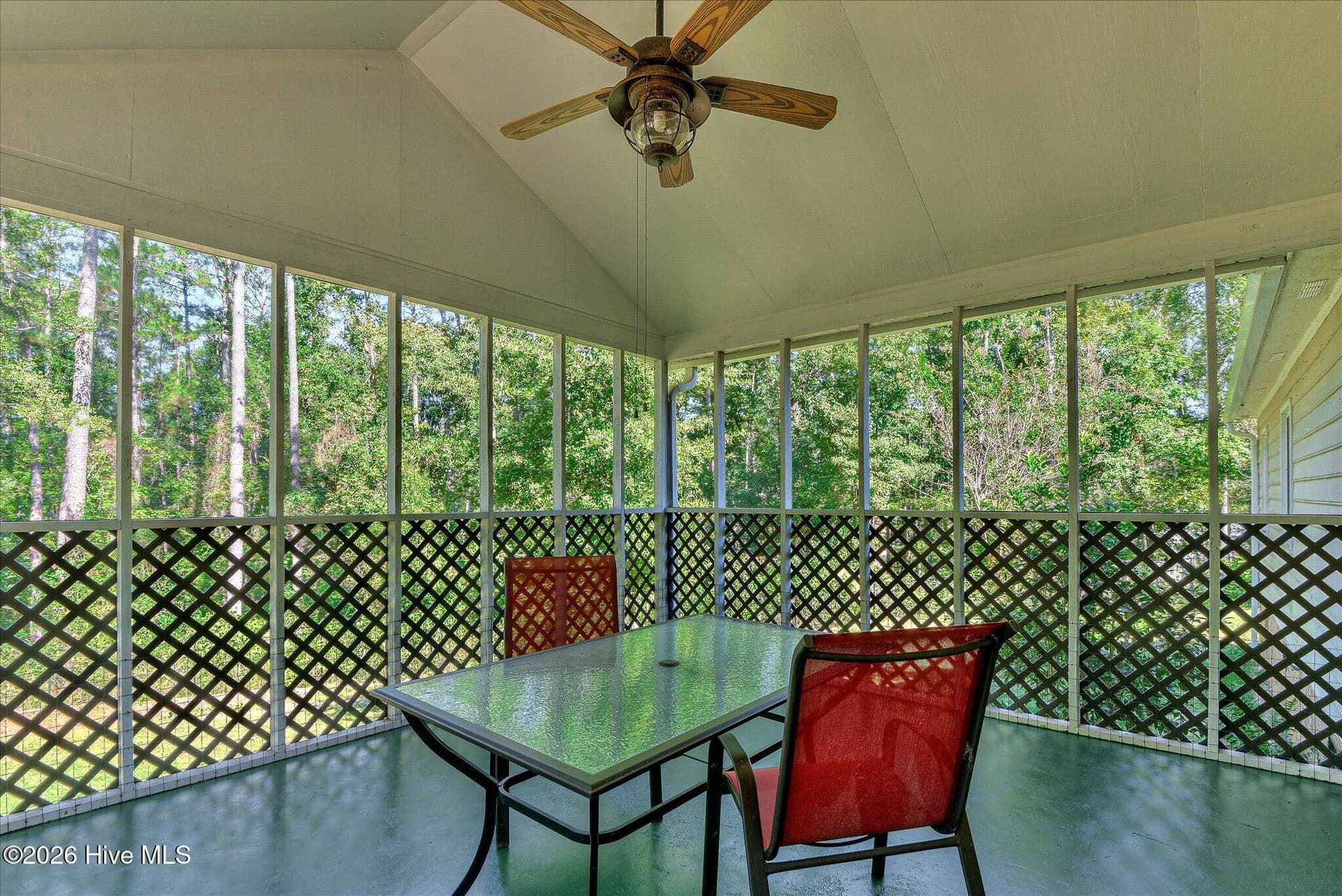 Single Family Residence at 6 Gregory Court, North Augusta, SC 29860, photo 6 of 40