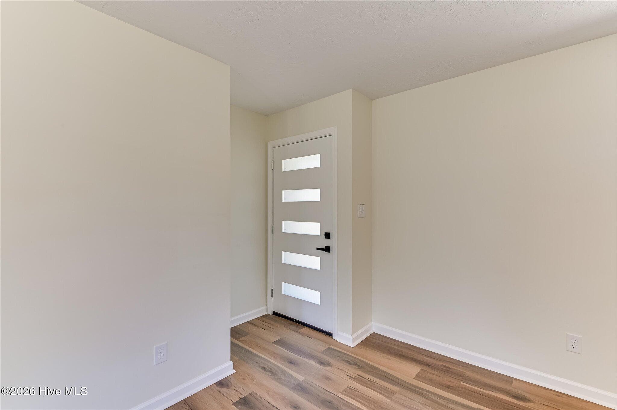 Single Family Residence at 2204 Albemarle Drive, Augusta, GA 30906, photo 5 of 32