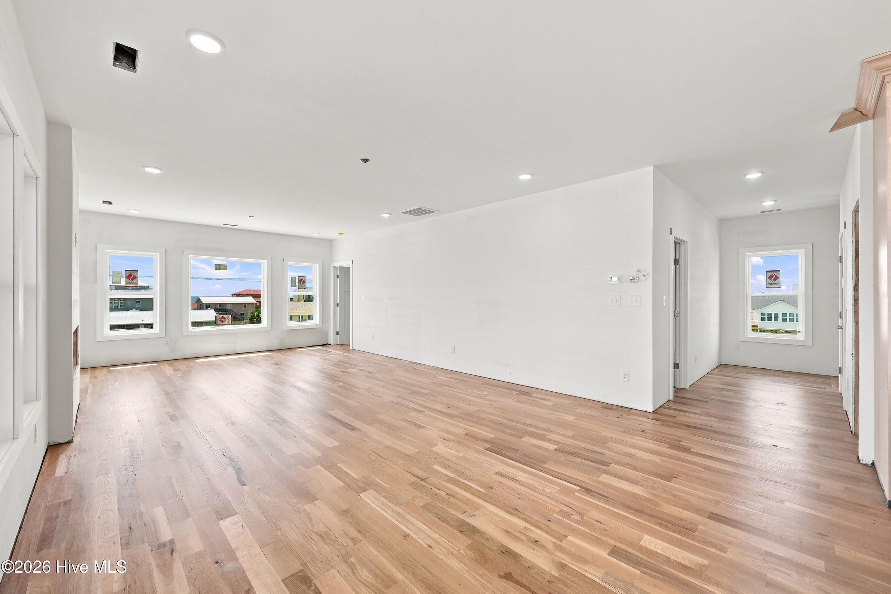 Great room - 3rd floor - 2302 Emerald Drive, Emerald Isle, NC 28594