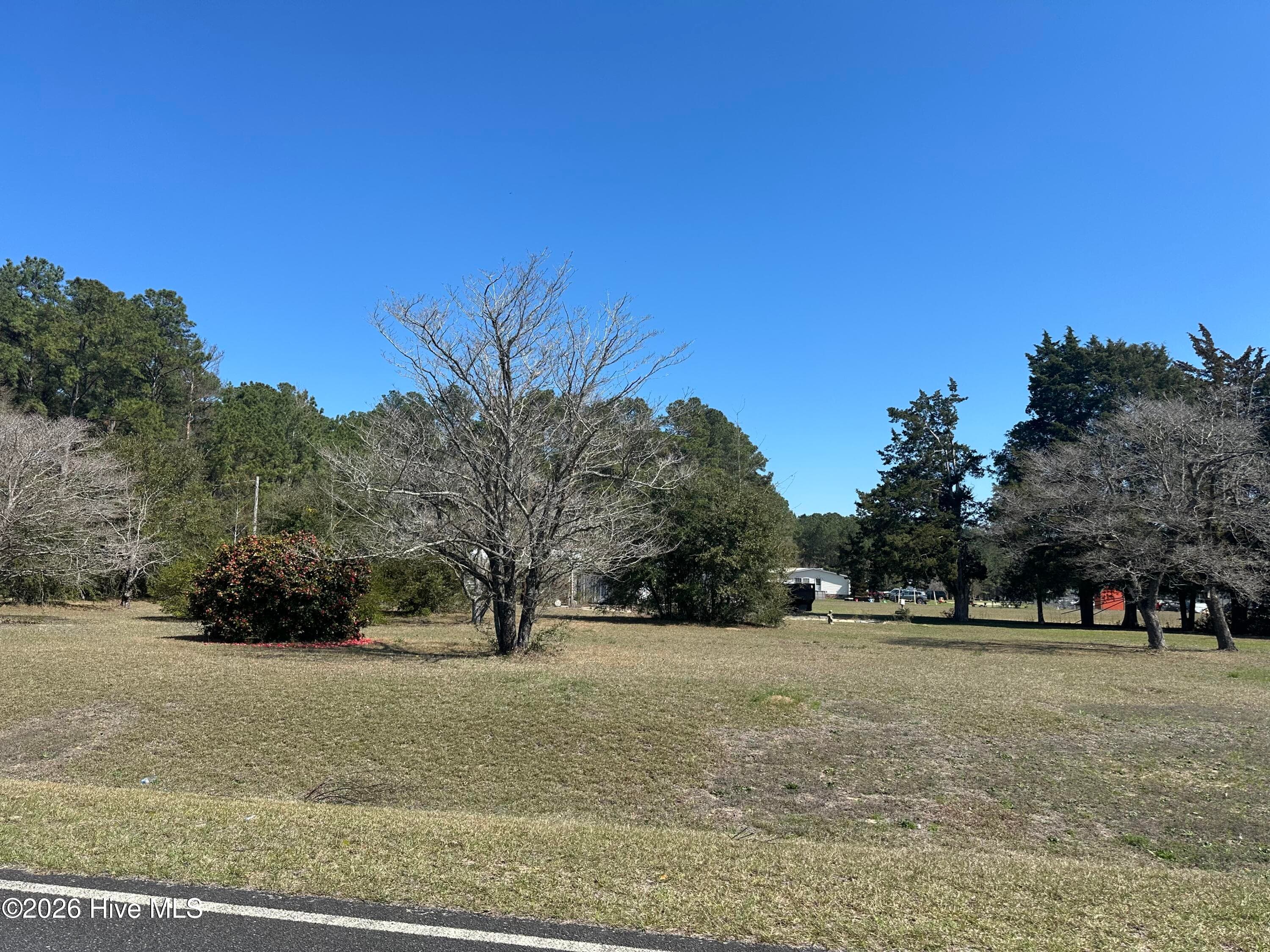 Manufactured Home at 70 Rough Horn Road, Evergreen, NC 28438, photo 10 of 30