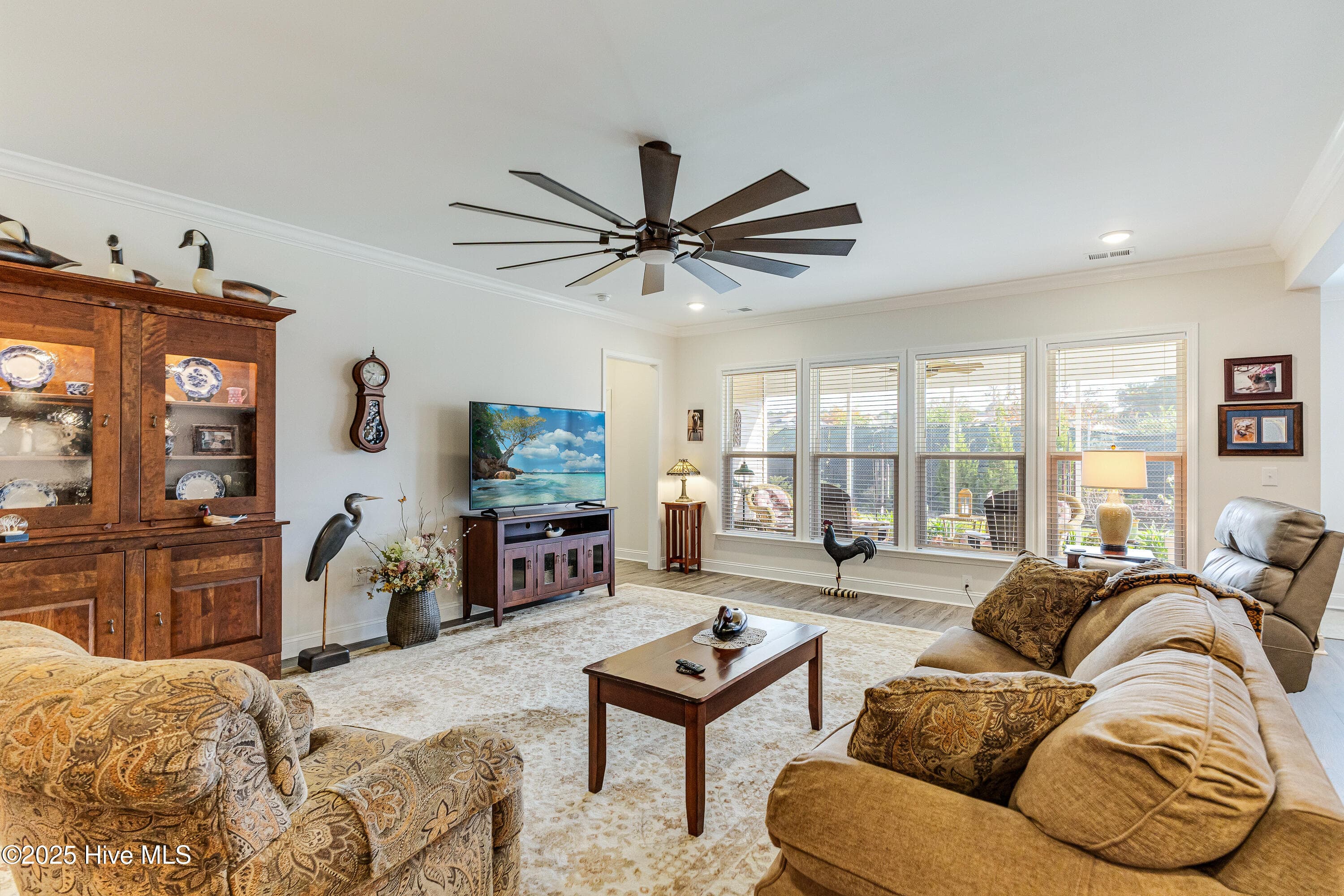 Single Family Residence at 113 Eagle Claw Drive, Calabash, NC 28467, photo 7 of 55