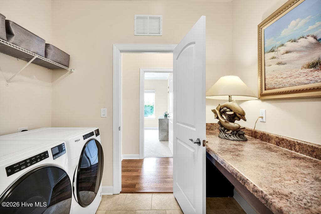 Single Family Residence at 7091 Muskerry Way, Leland, NC 28451, photo 21 of 107