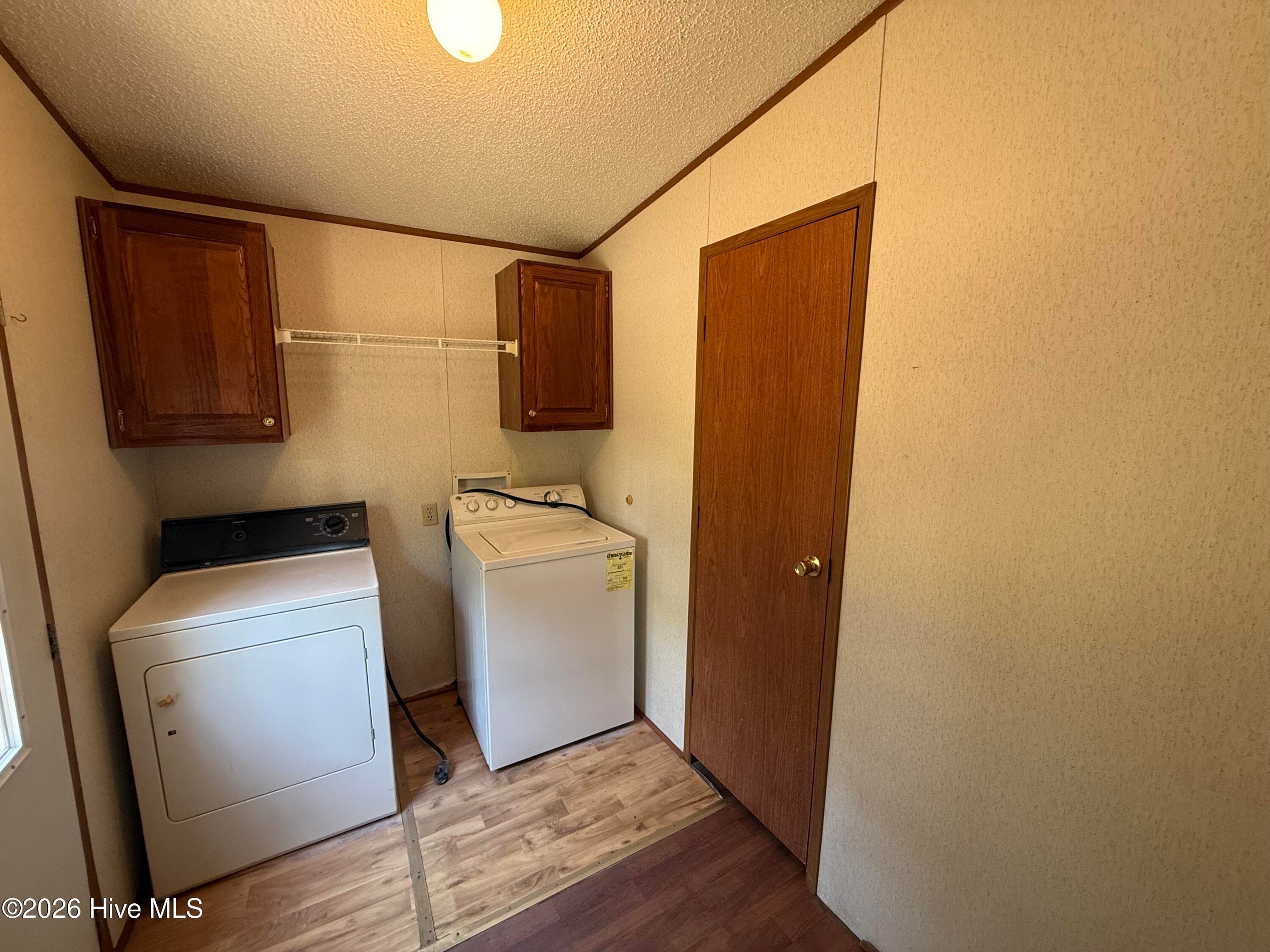 Manufactured Home at 9534 Us Highway 701 Highway, Elizabethtown, NC 28337, photo 16 of 19