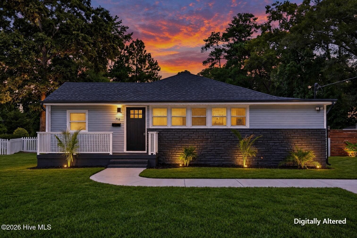 Single Family Residence at 712 Rosemont Avenue, Wilmington, NC 28403, photo 2 of 36