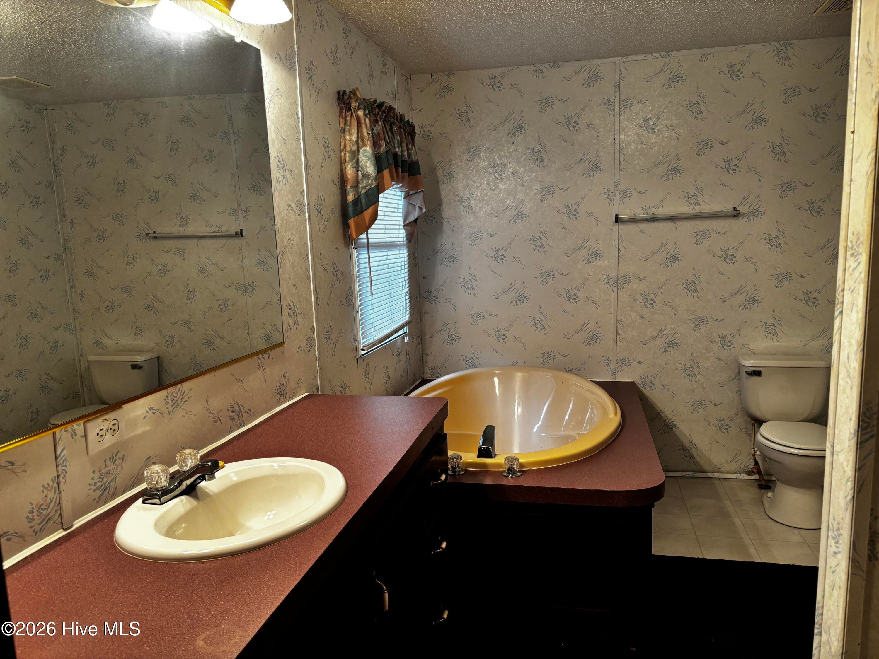 Manufactured Home at 4779 Junaluska Road, Andrews, NC 28901, photo 21 of 23