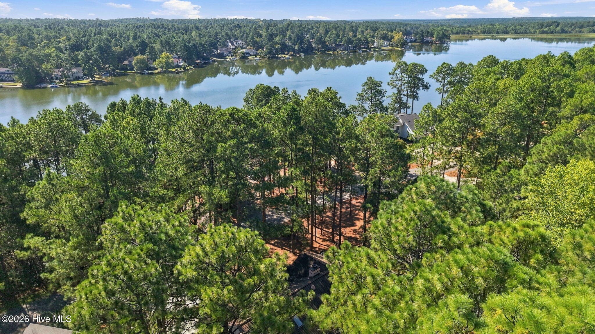 Great proximity to Lake Pinehurst! - 715 Lake Forest Drive SE, Pinehurst, NC 28374