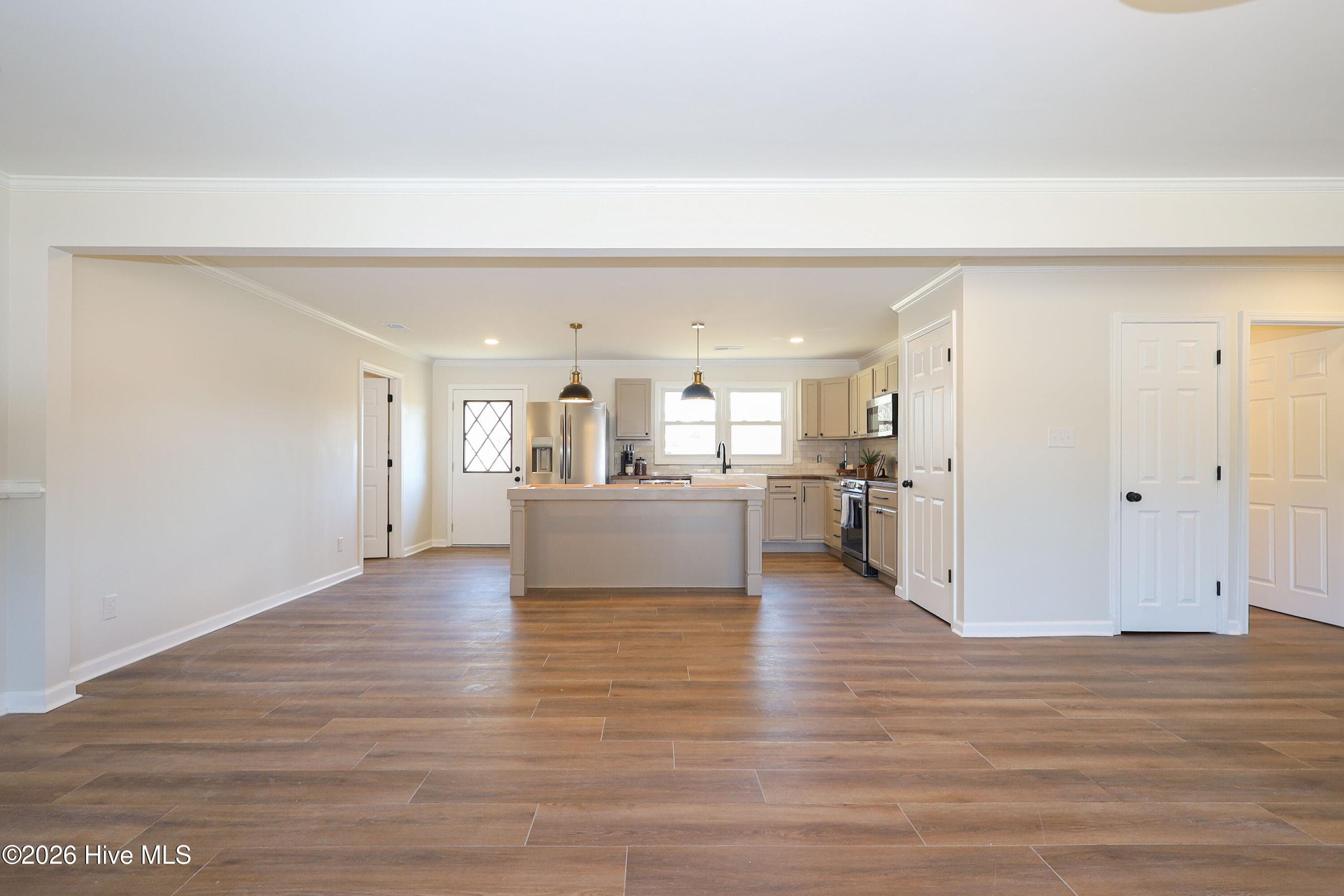 Single Family Residence at 580 Koonce Fork Road, Richlands, NC 28574, photo 9 of 59