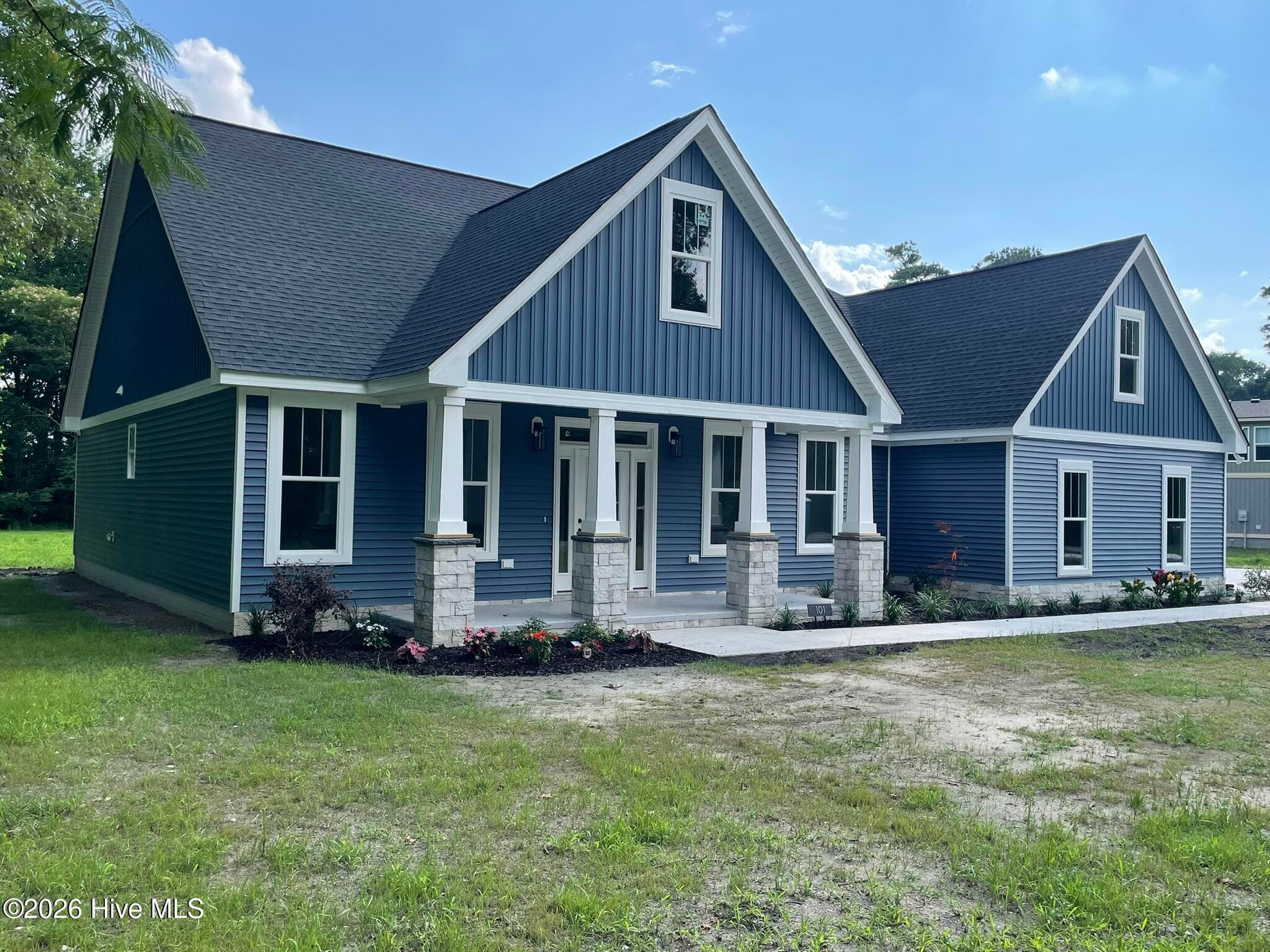Single Family Residence at 101 Gunsmoke Trail, Moyock, NC 27958, photo 4 of 18