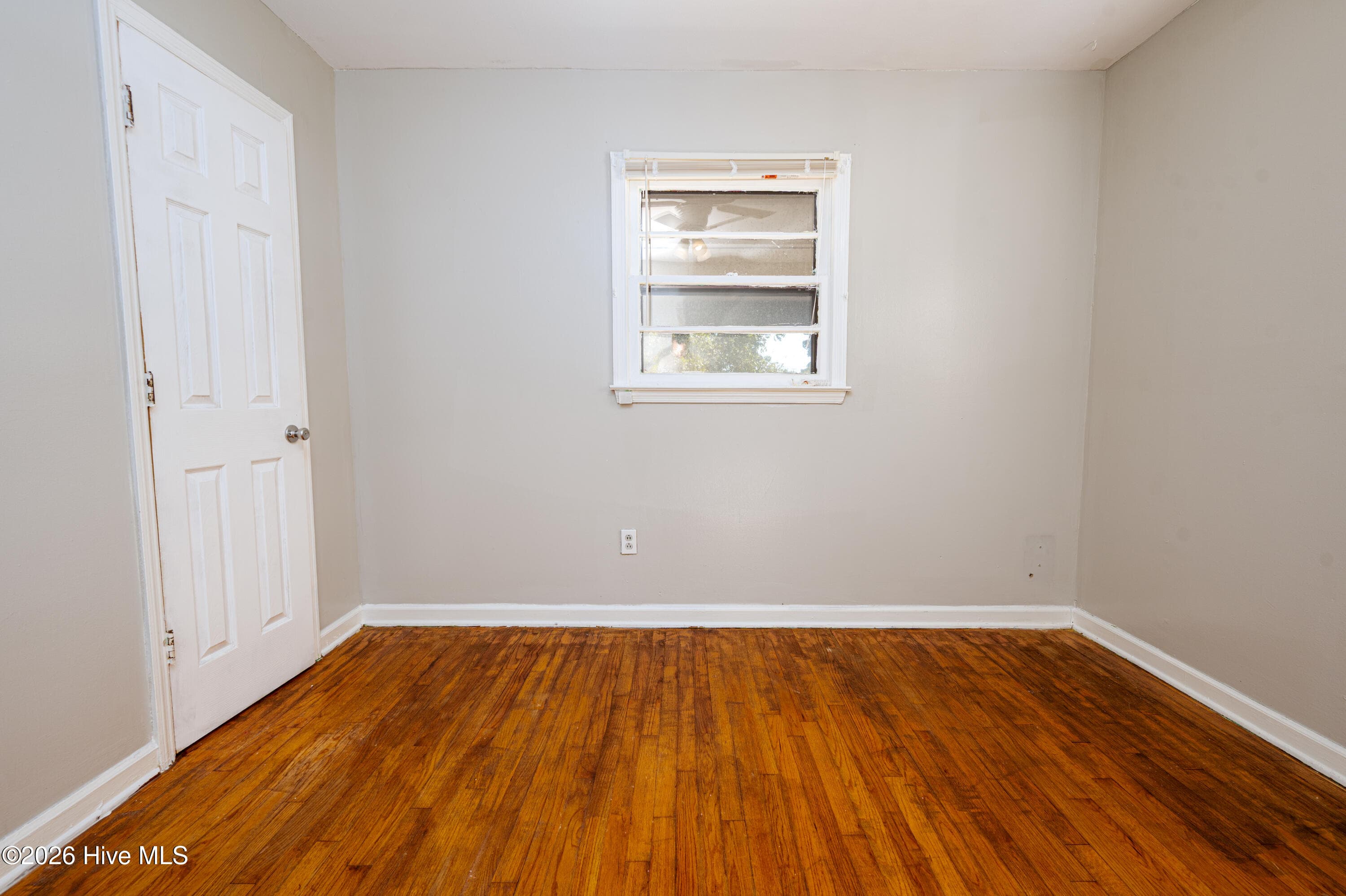 Single Family Residence at 1800 Moore Avenue, New Bern, NC 28562, photo 15 of 20