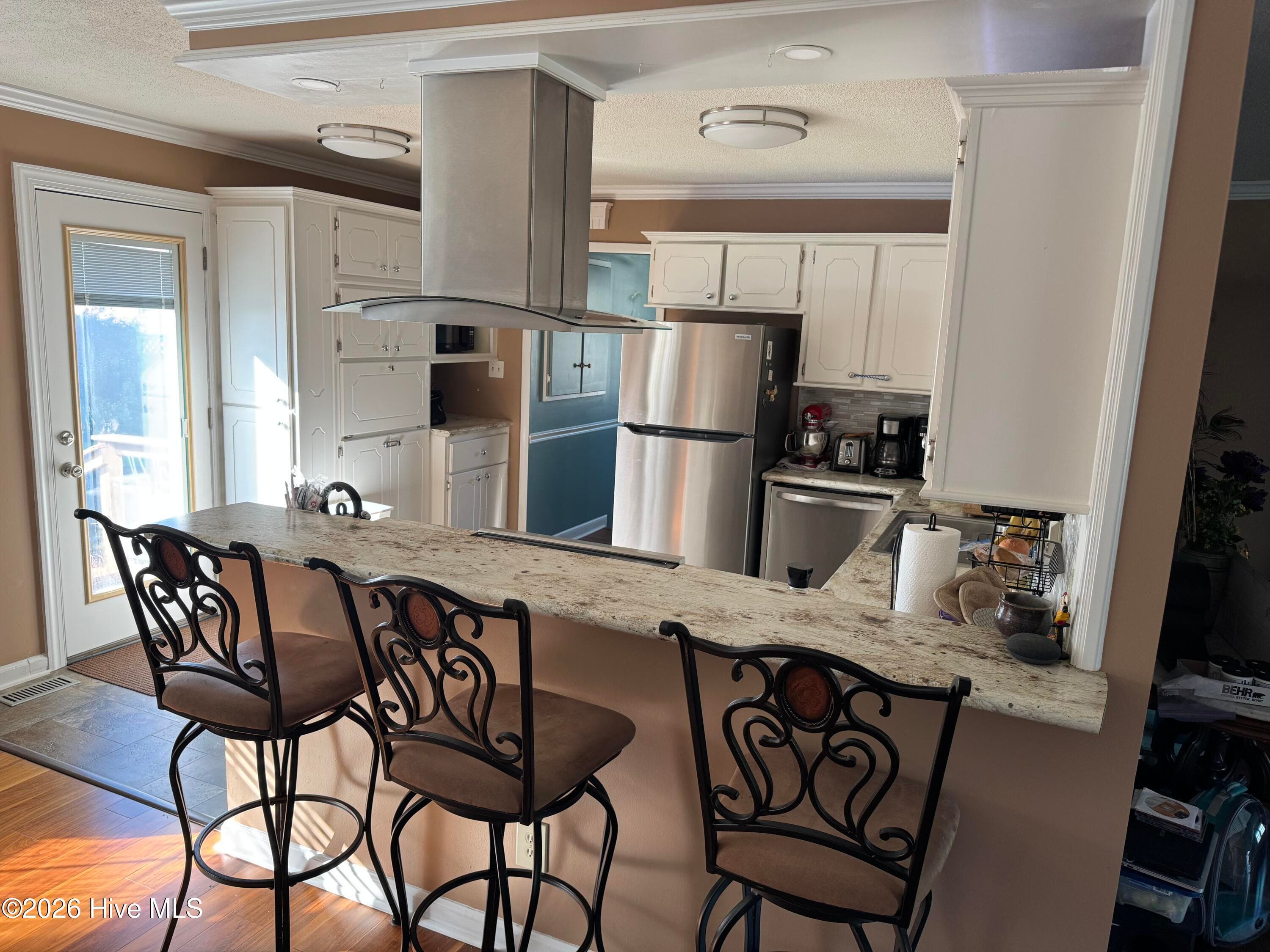 Single Family Residence at 2815 Northwoods Drive, Jacksonville, NC 28540, photo 6 of 34