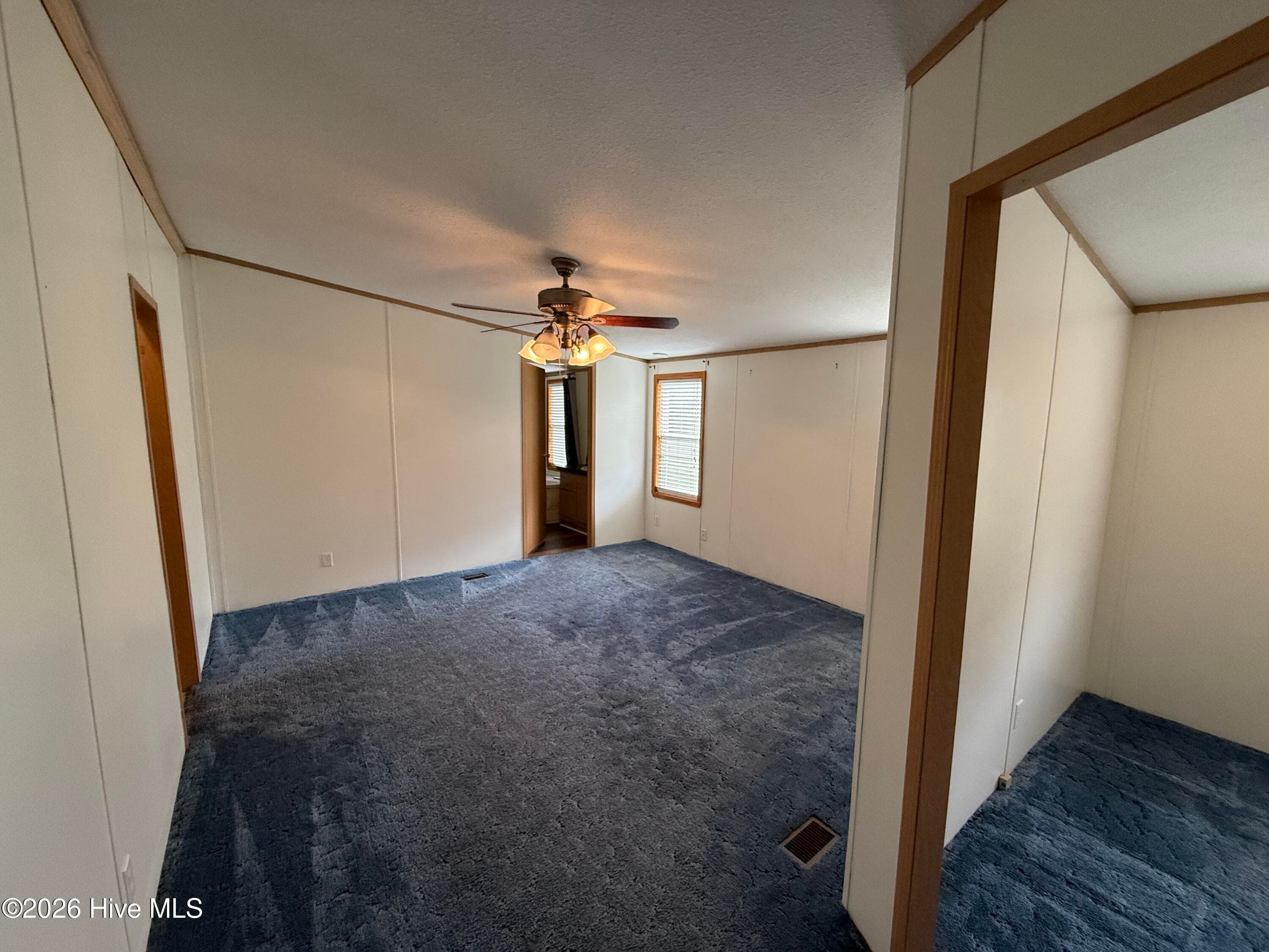 Manufactured Home at 641 W Bear Swamp Road, Hertford, NC 27944, photo 18 of 40