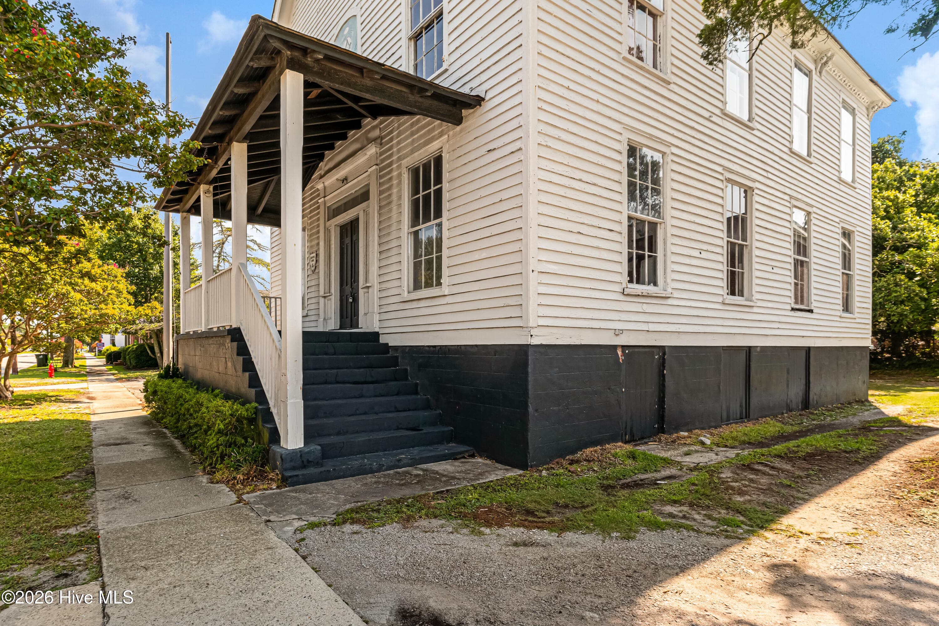 Single Family Residence at 204 Turner Street, Beaufort, NC 28516, photo 26 of 47