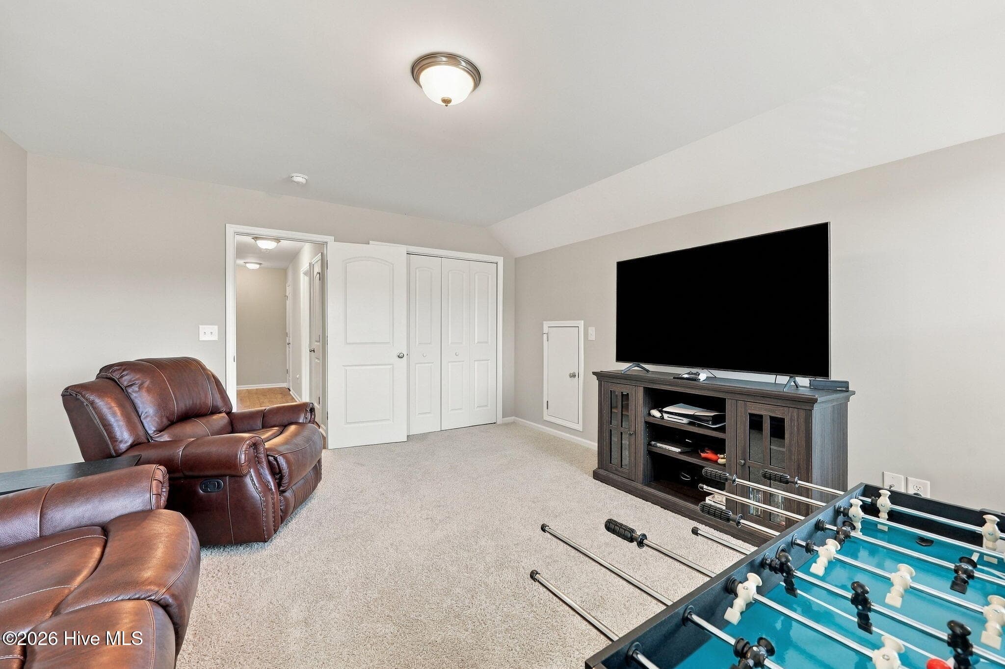 Single Family Residence at 613 Knoll Circle, Greenville, NC 27858, photo 30 of 52